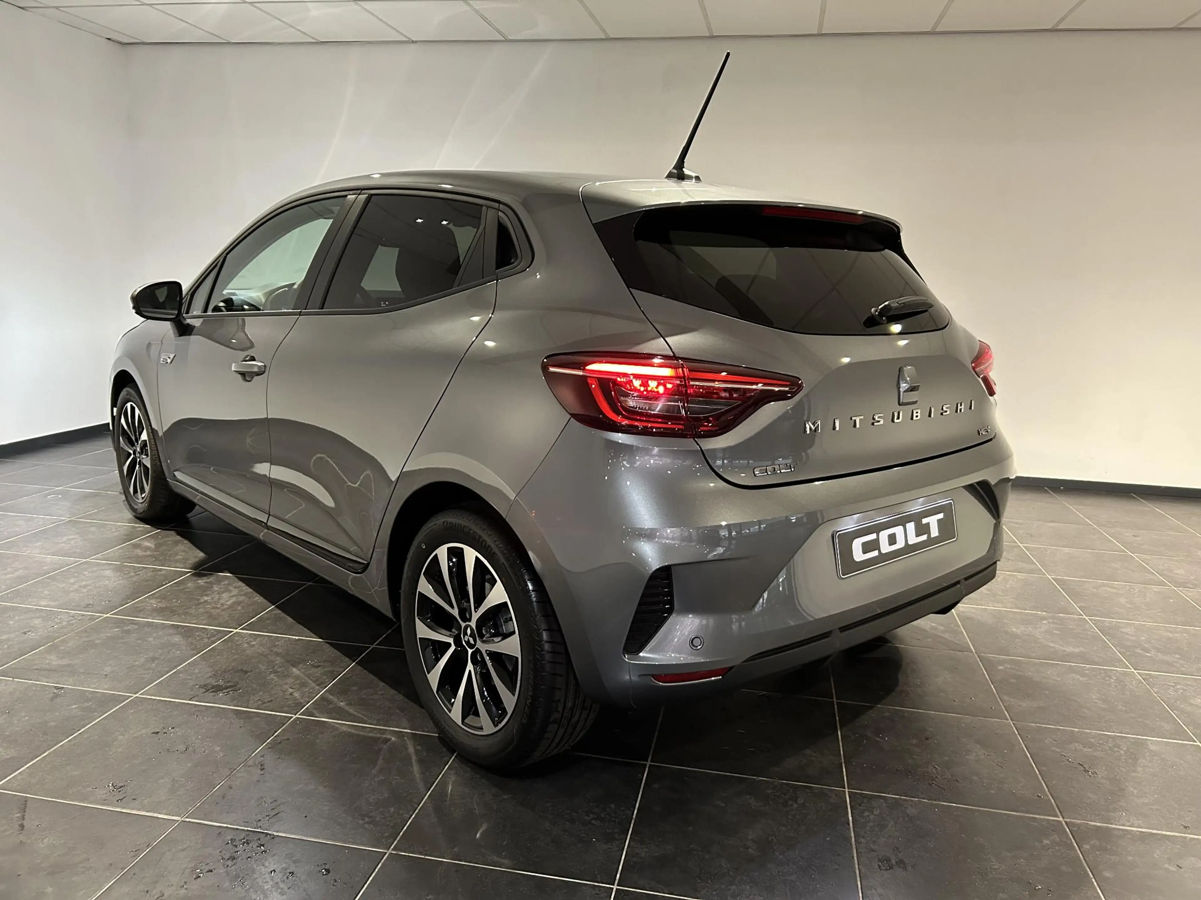 Mitsubishi Colt 1.6 HEV Intense | Voorraad voordeel | 8 jaar garan — photo 6