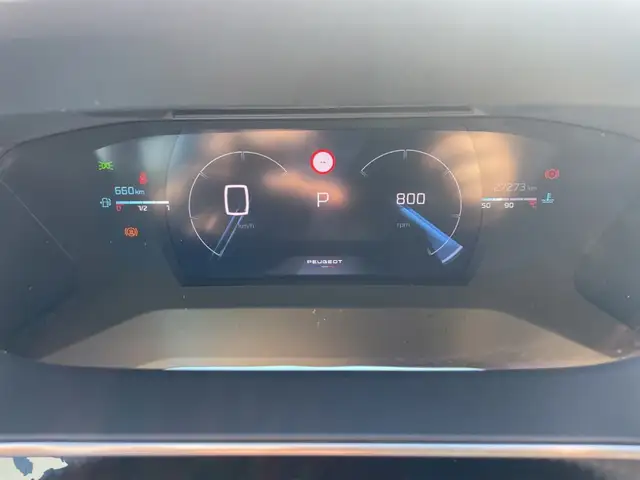 Peugeot 2008 view 15