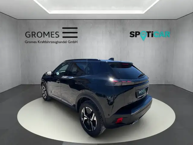 Peugeot 2008 view 5