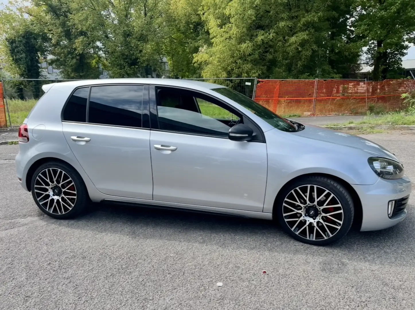 Volkswagen Golf GTI 5p 2.0 tsi - 2