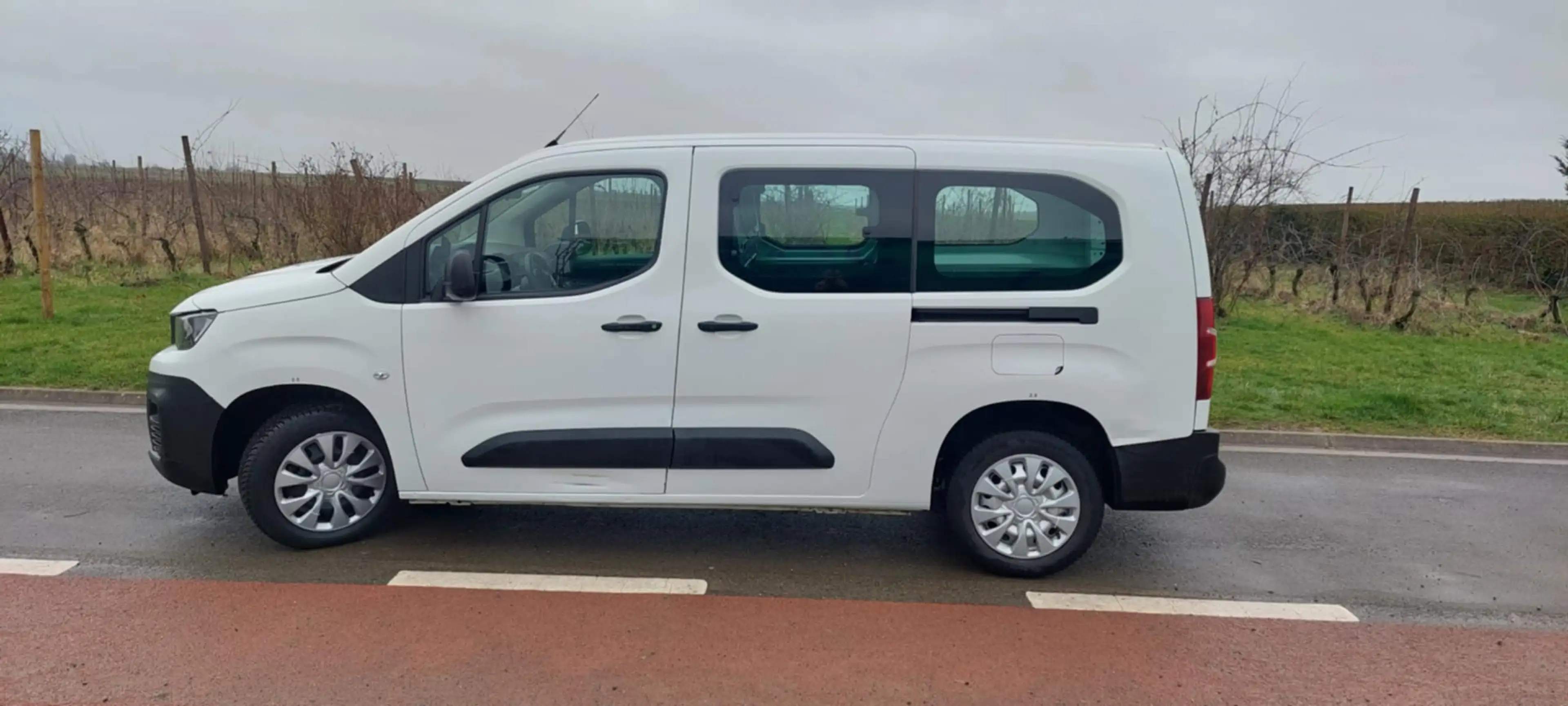 Peugeot Partner 1.5 BlueHDi L2 Heavy Premium (EU6.3) — photo 3