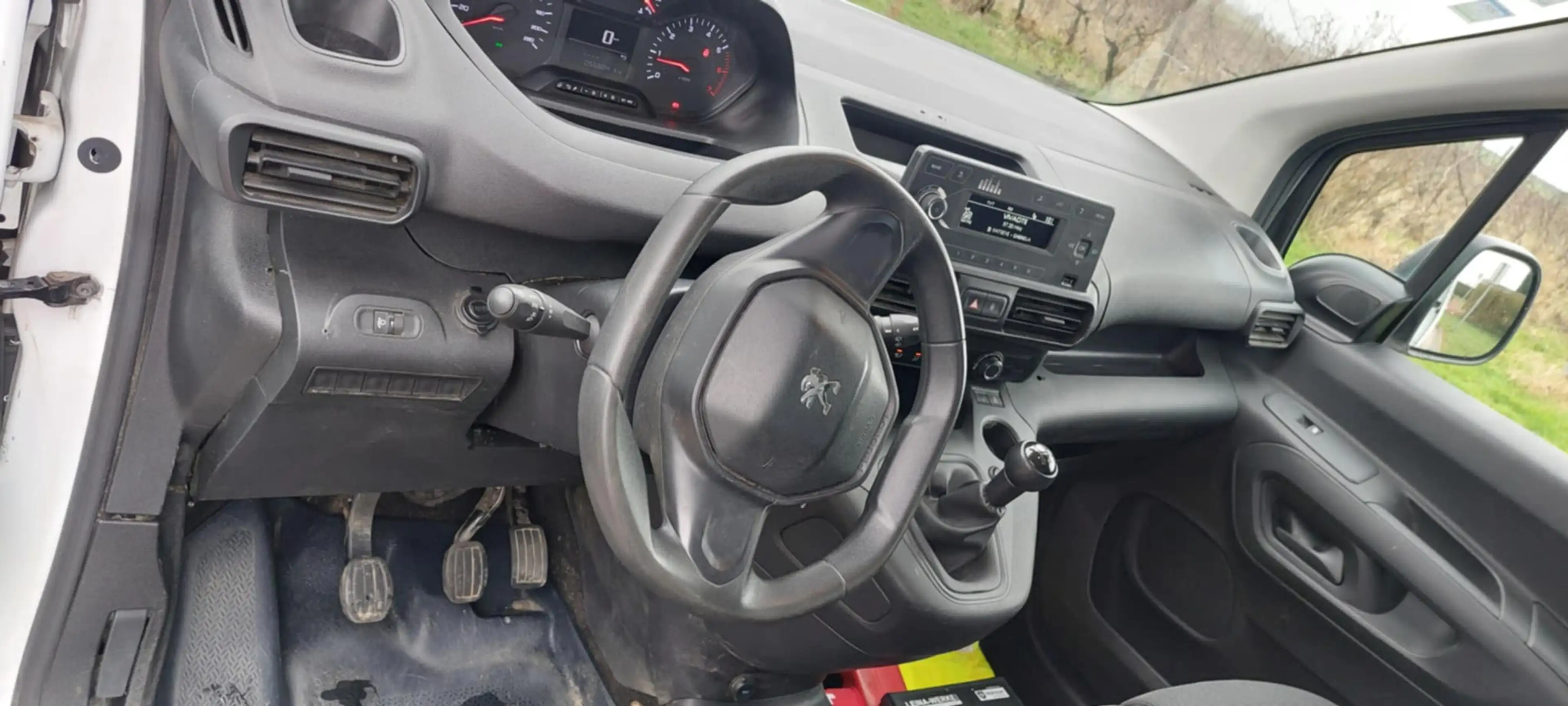 Peugeot Partner 1.5 BlueHDi L2 Heavy Premium (EU6.3) — photo 10