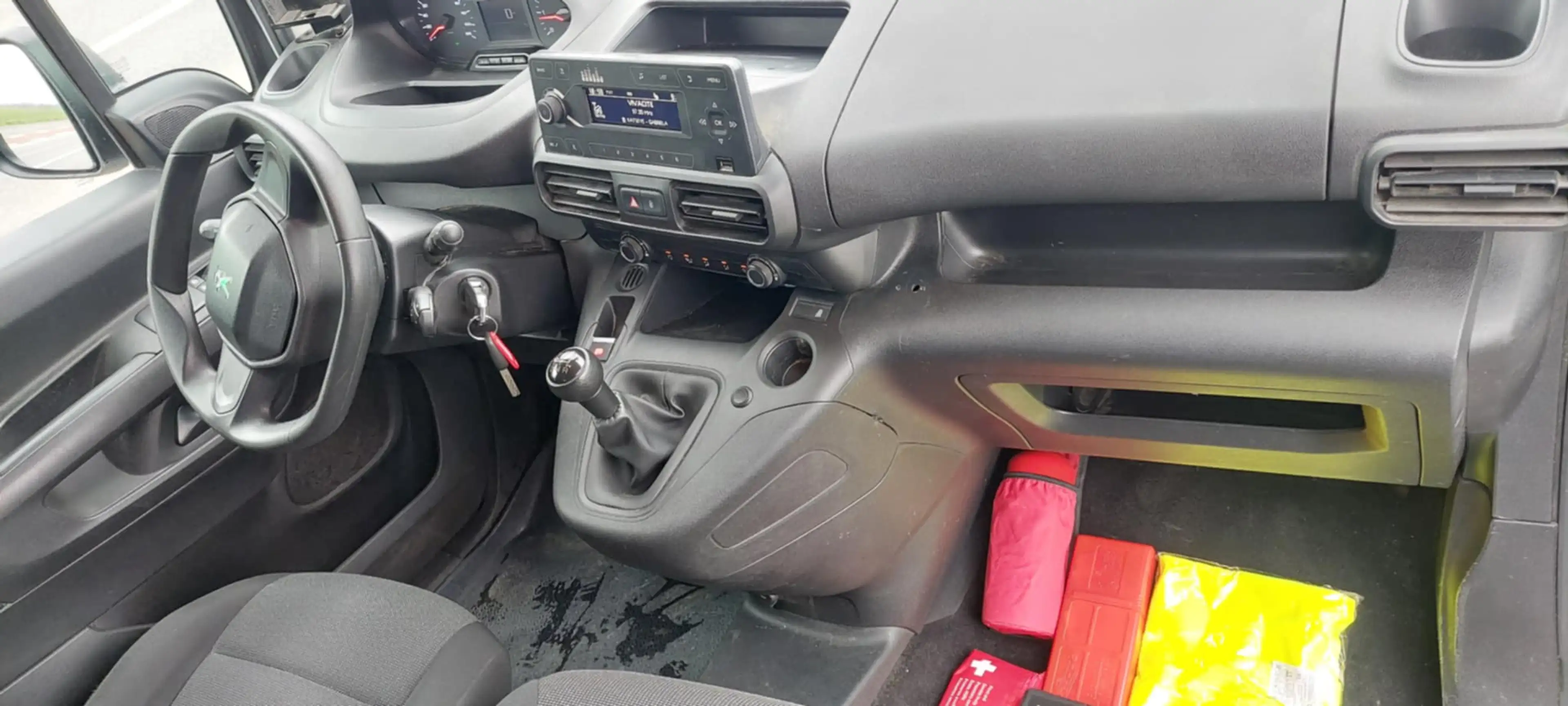 Peugeot Partner 1.5 BlueHDi L2 Heavy Premium (EU6.3) — photo 9
