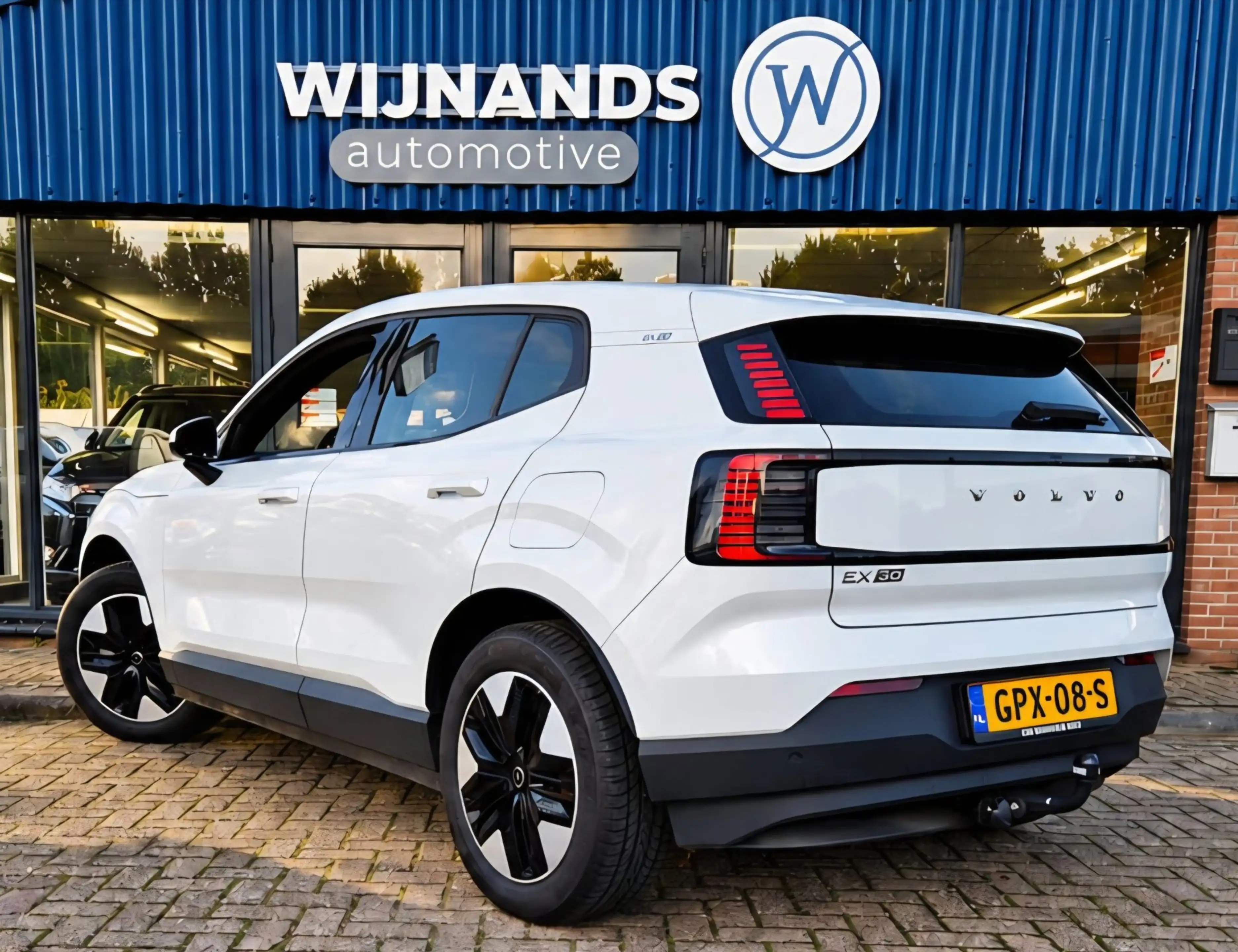 Volvo EX30 Single Motor Core 51 kWh Carplay Trekhaak Camera — photo 5