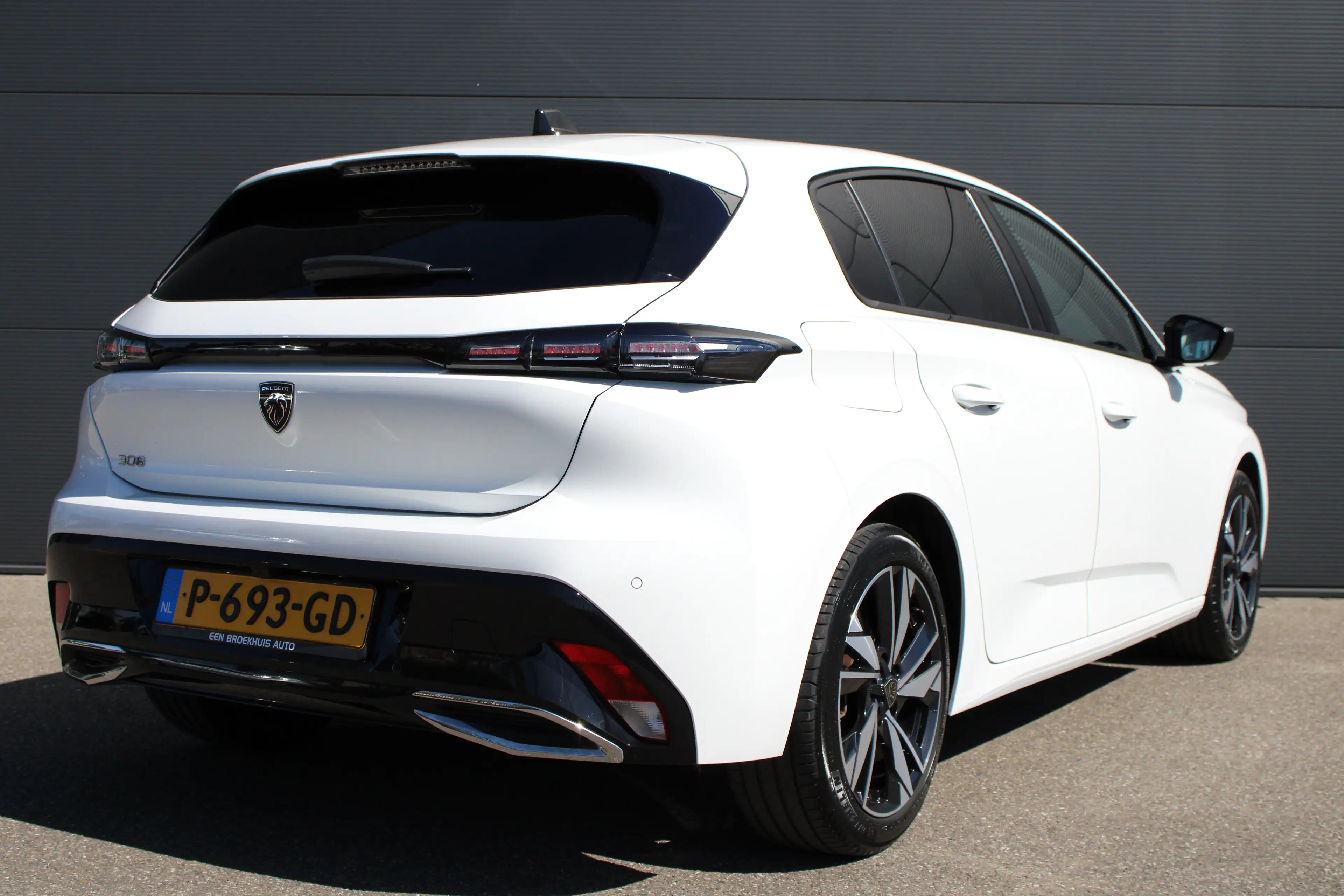 Peugeot 308 1.2 PureTech Allure | Navigatie | Camera | Apple c — photo 2