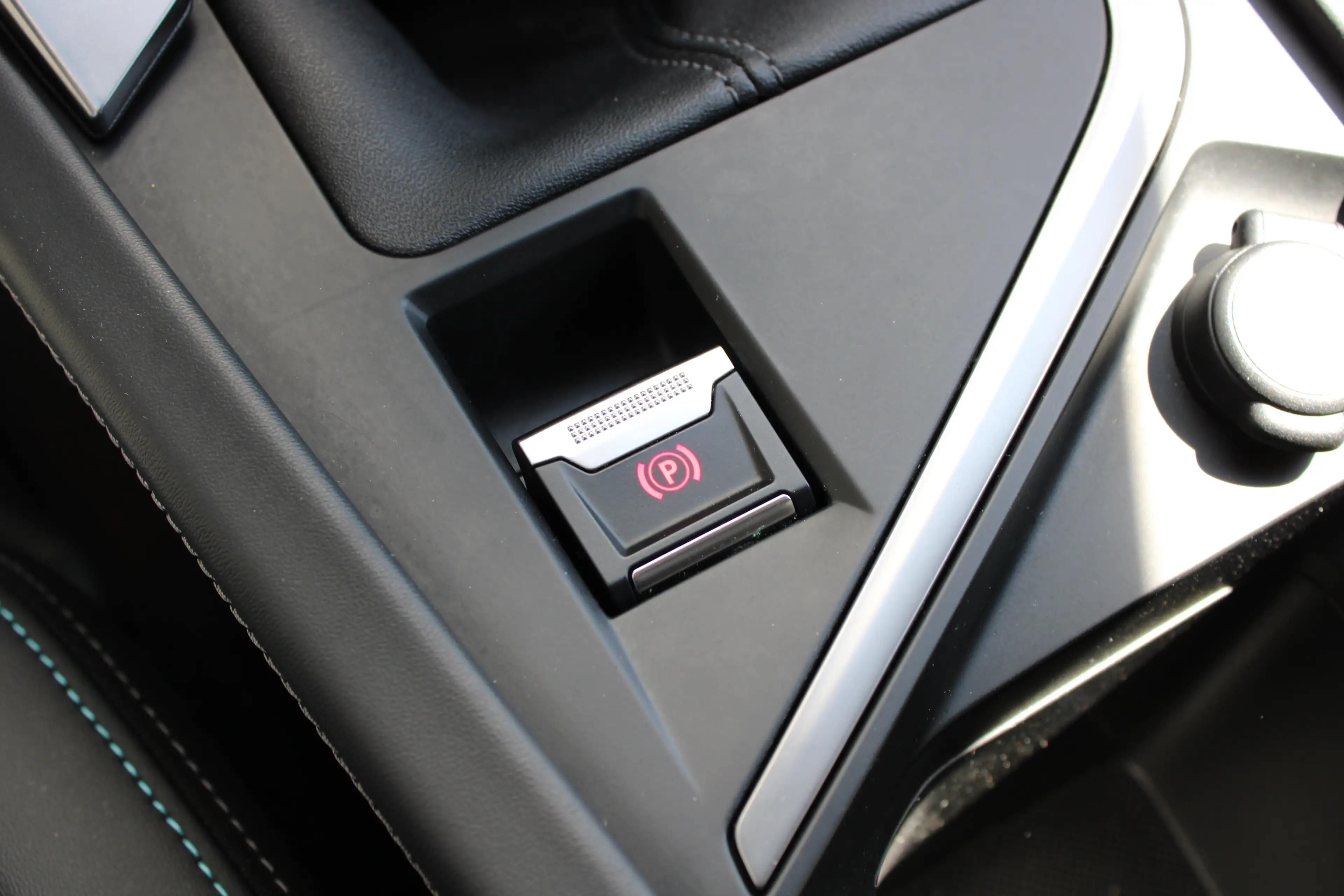 Peugeot 308 1.2 PureTech Allure | Navigatie | Camera | Apple c — photo 13