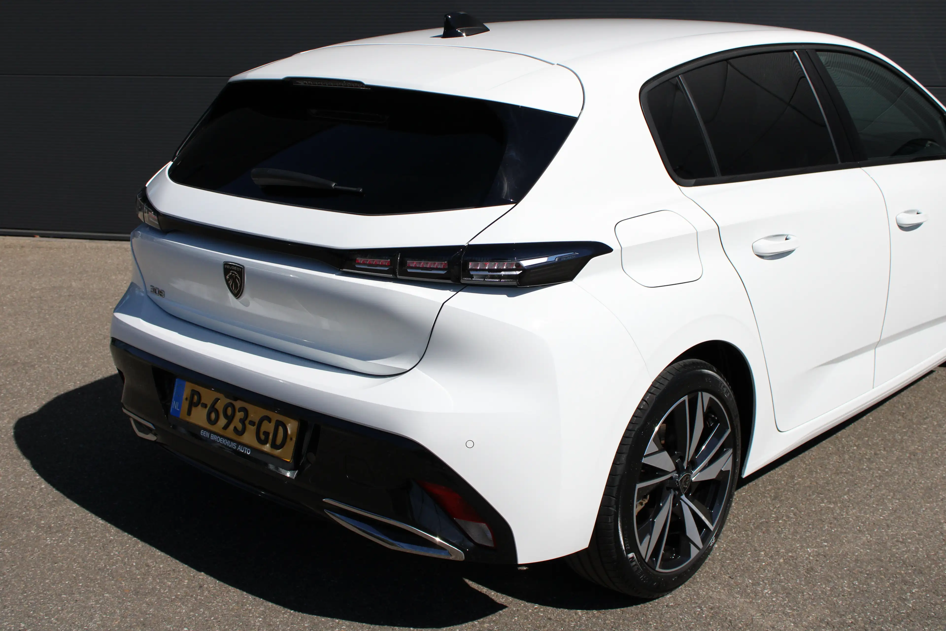 Peugeot 308 1.2 PureTech Allure | Navigatie | Camera | Apple c — photo 9