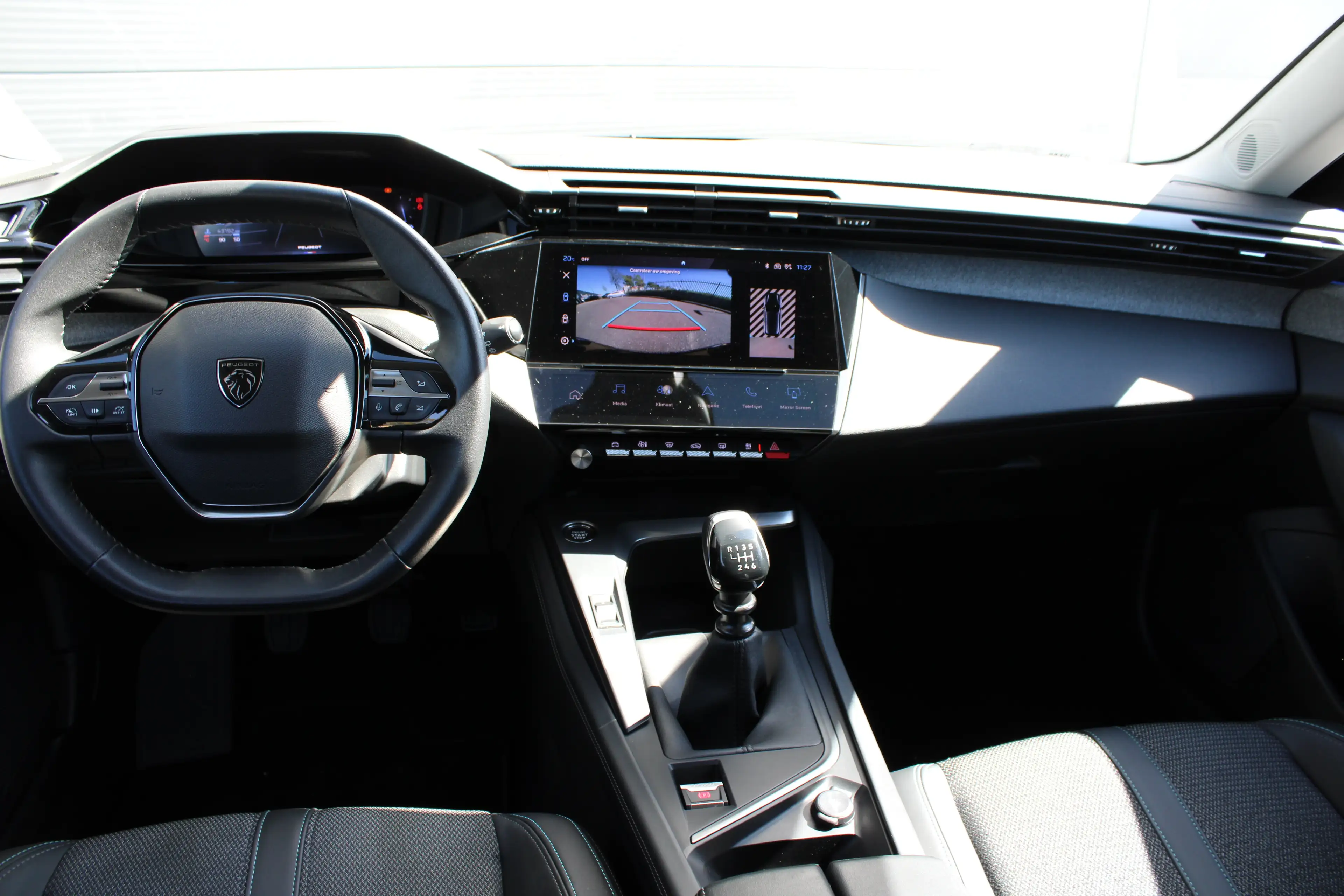 Peugeot 308 1.2 PureTech Allure | Navigatie | Camera | Apple c — photo 12