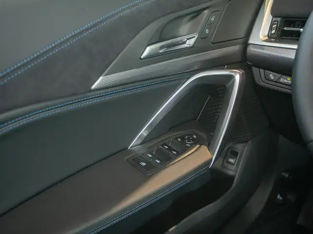 BMW X1 view 9