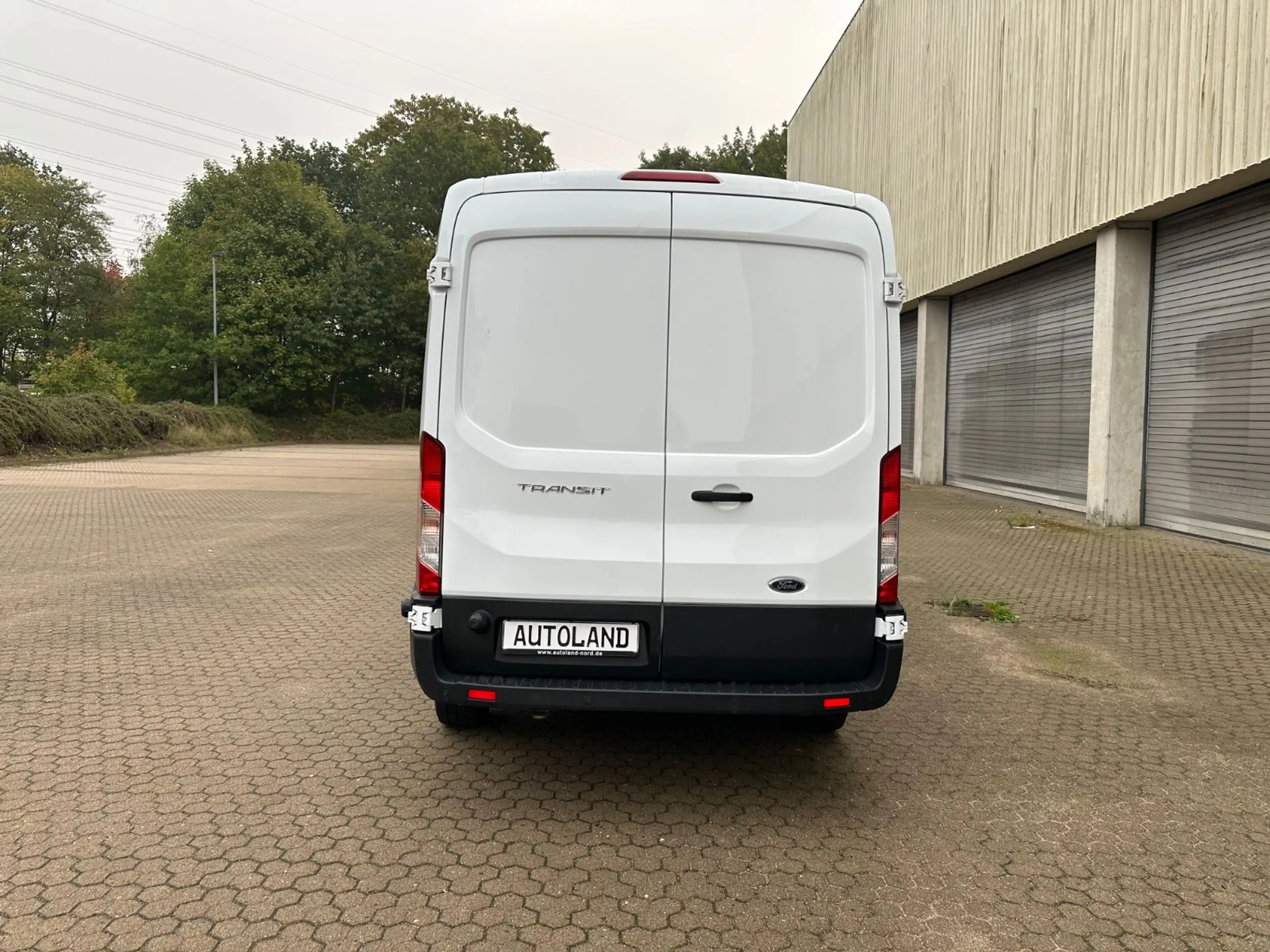 Ford Transit 2.0TDCi Kasten 350 L3H2*170PS*Klima*PDC — photo 11