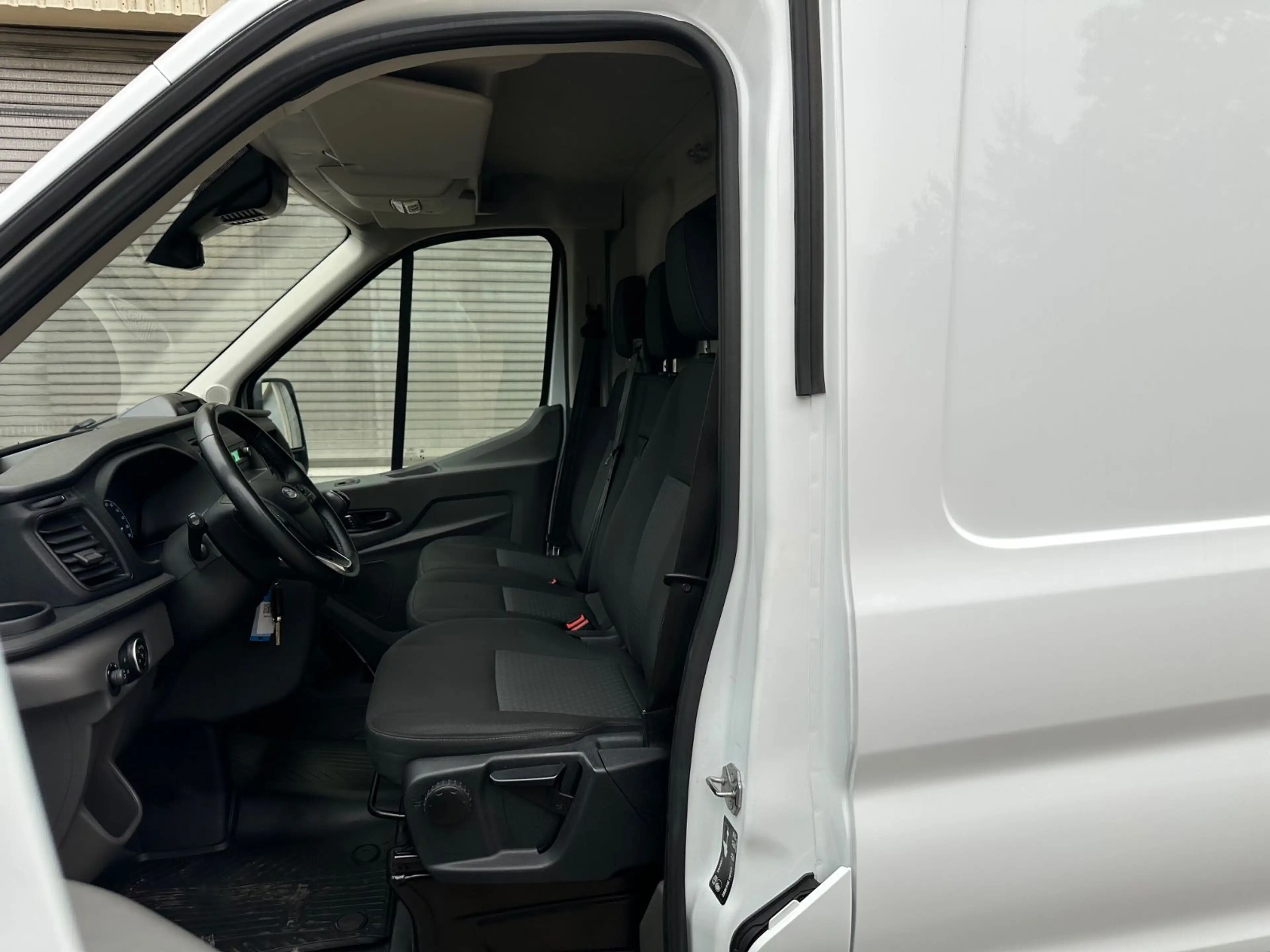Ford Transit 2.0TDCi Kasten 350 L3H2*170PS*Klima*PDC — photo 7