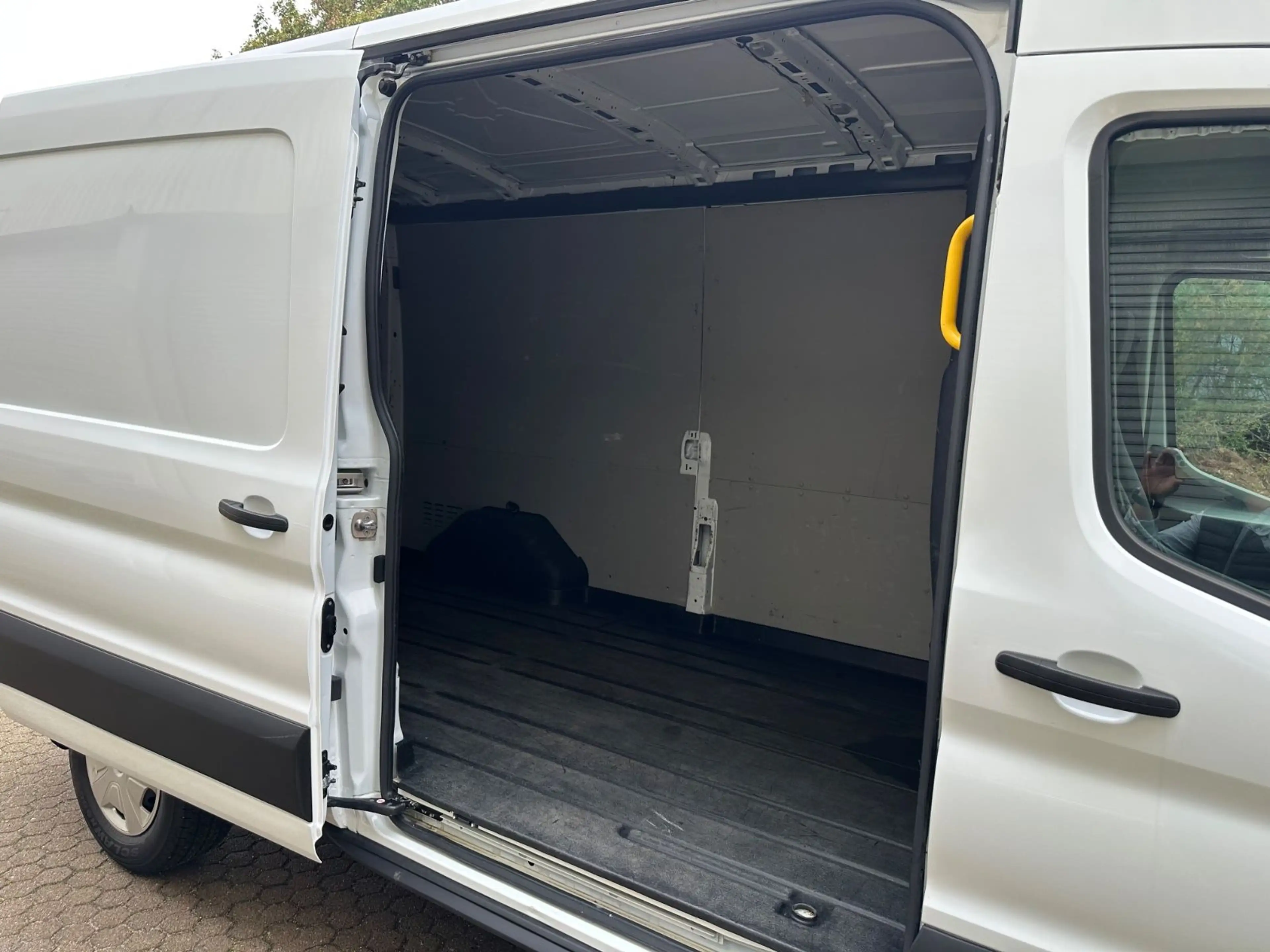 Ford Transit 2.0TDCi Kasten 350 L3H2*170PS*Klima*PDC — photo 13