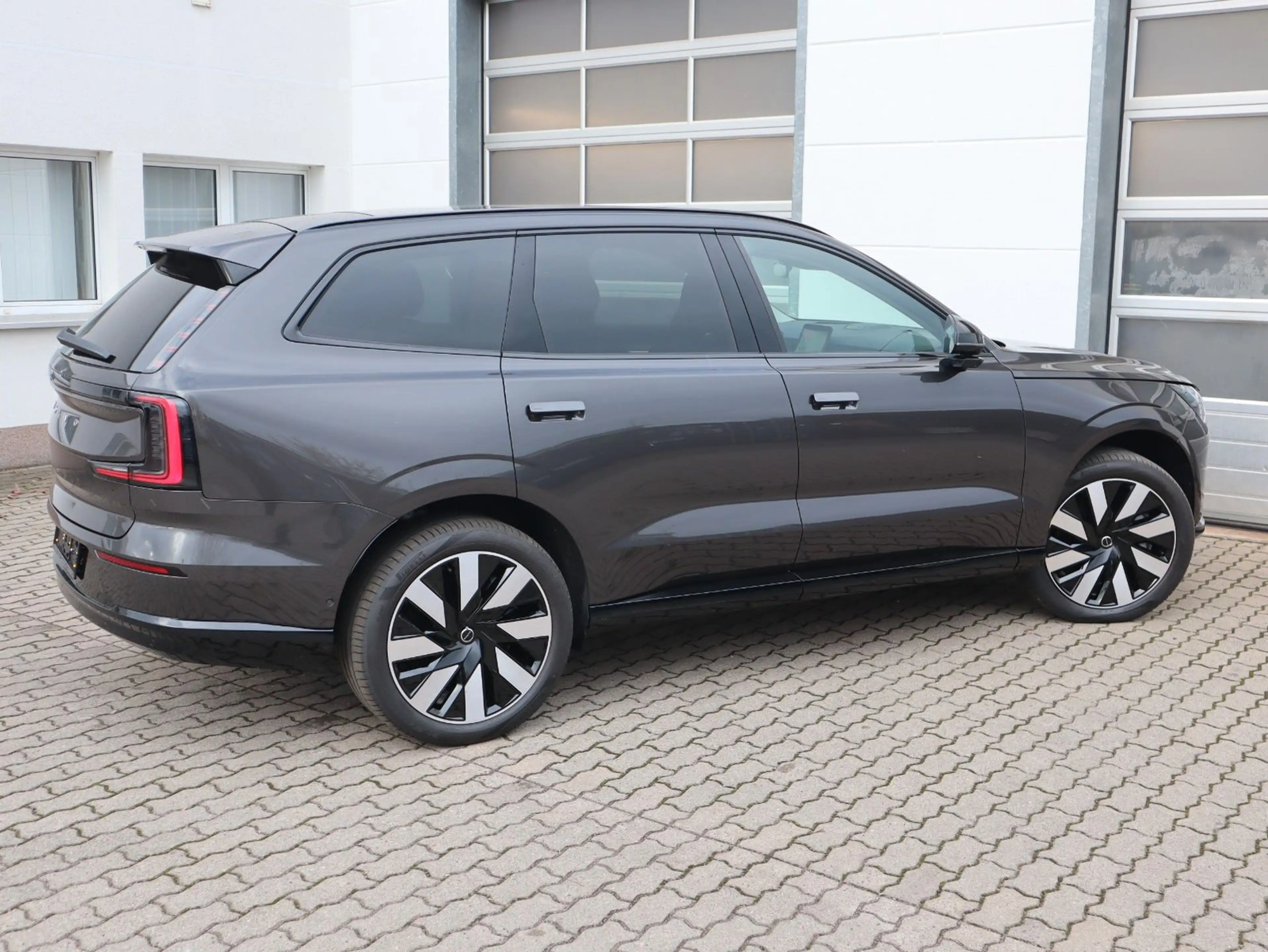 Volvo EX90 Ultra Pure Electric AWD HUD*BOSE*Pilot — photo 12