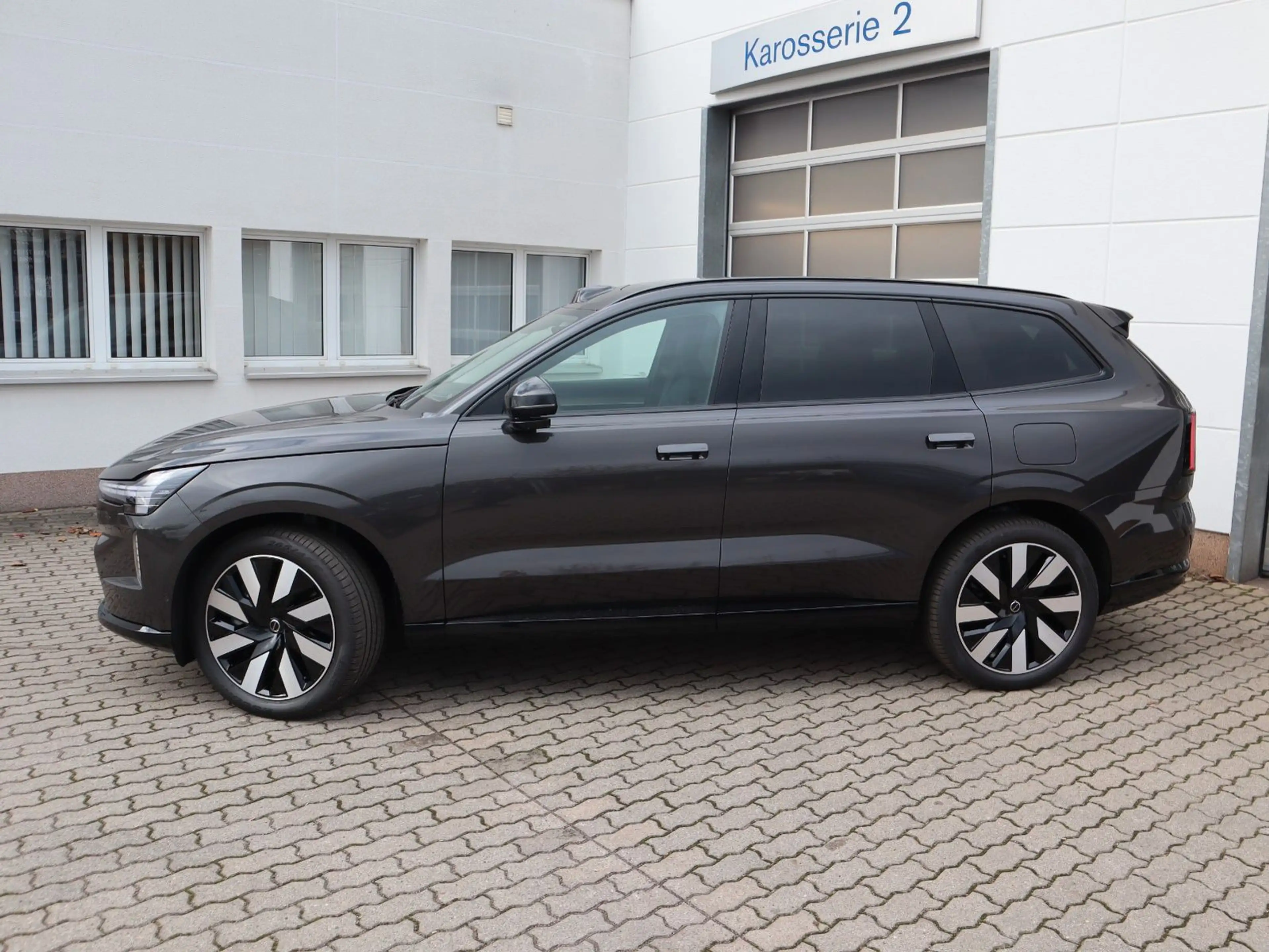 Volvo EX90 Ultra Pure Electric AWD HUD*BOSE*Pilot — photo 11