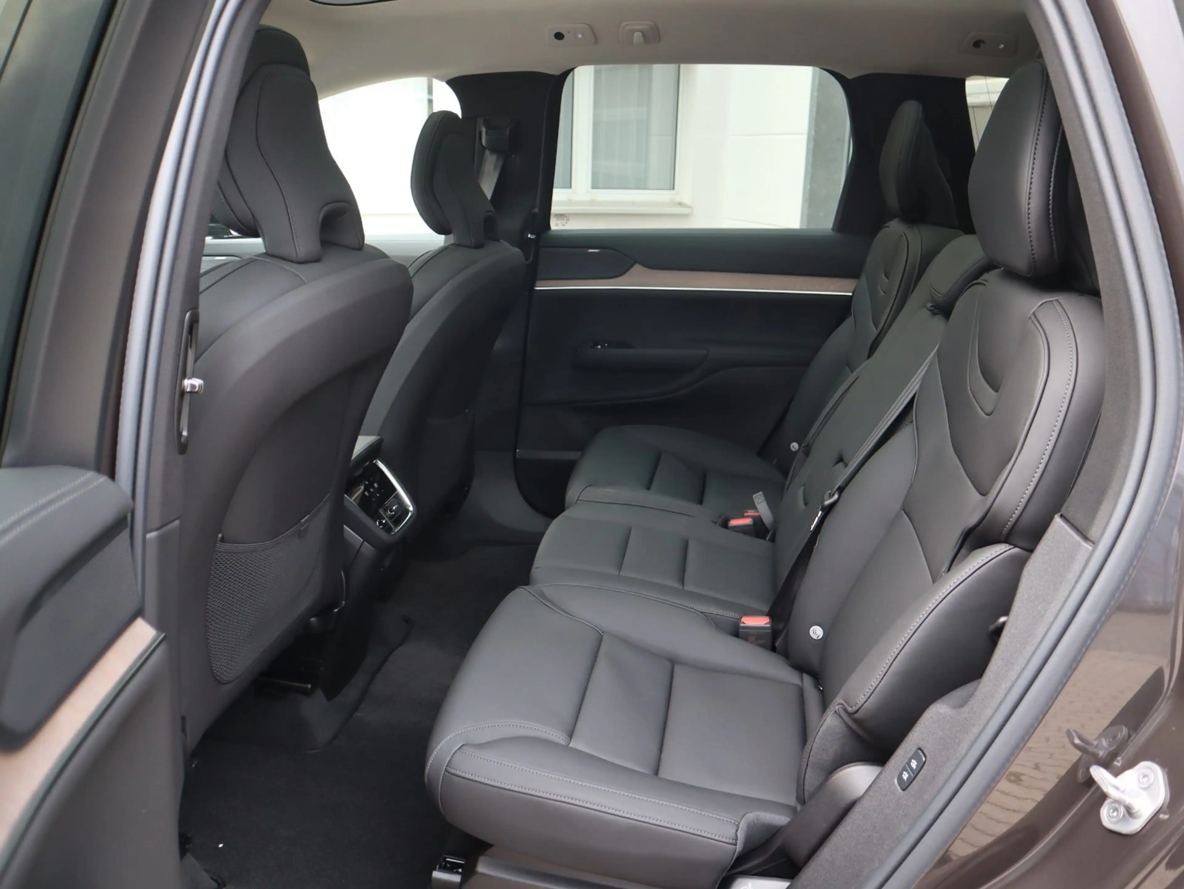 Volvo EX90 Ultra Pure Electric AWD HUD*BOSE*Pilot — photo 3