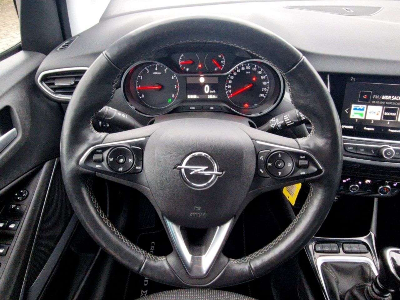 Opel Crossland X