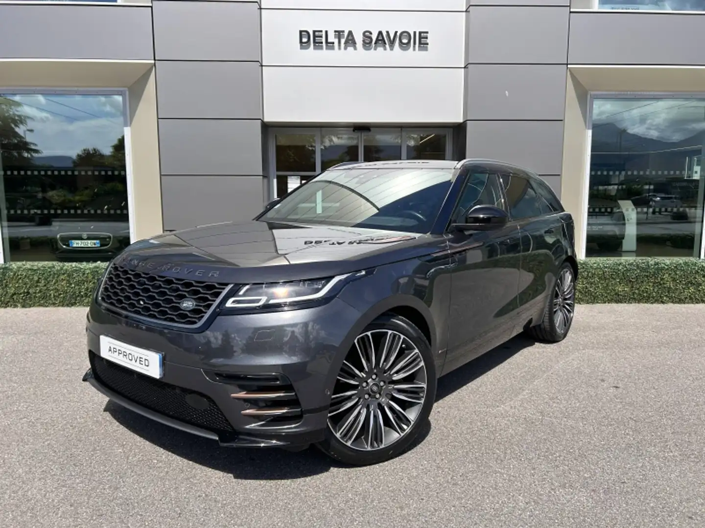 Land Rover Range Rover Velar 3.0P V6 380ch R-Dynamic HSE AWD BVA Gris - 1