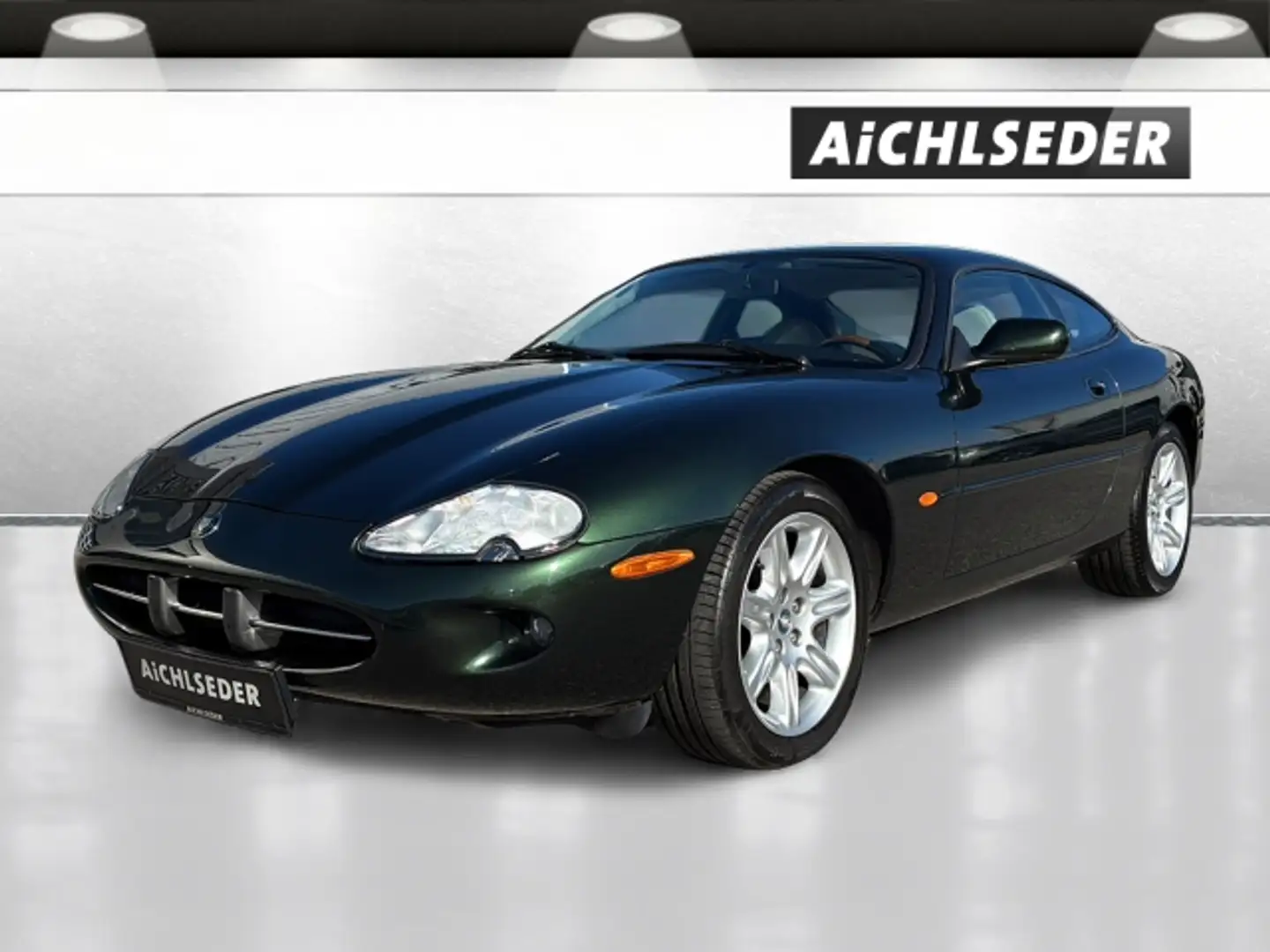 Jaguar XK8 Coupe 4,0 284PS Grün - 1