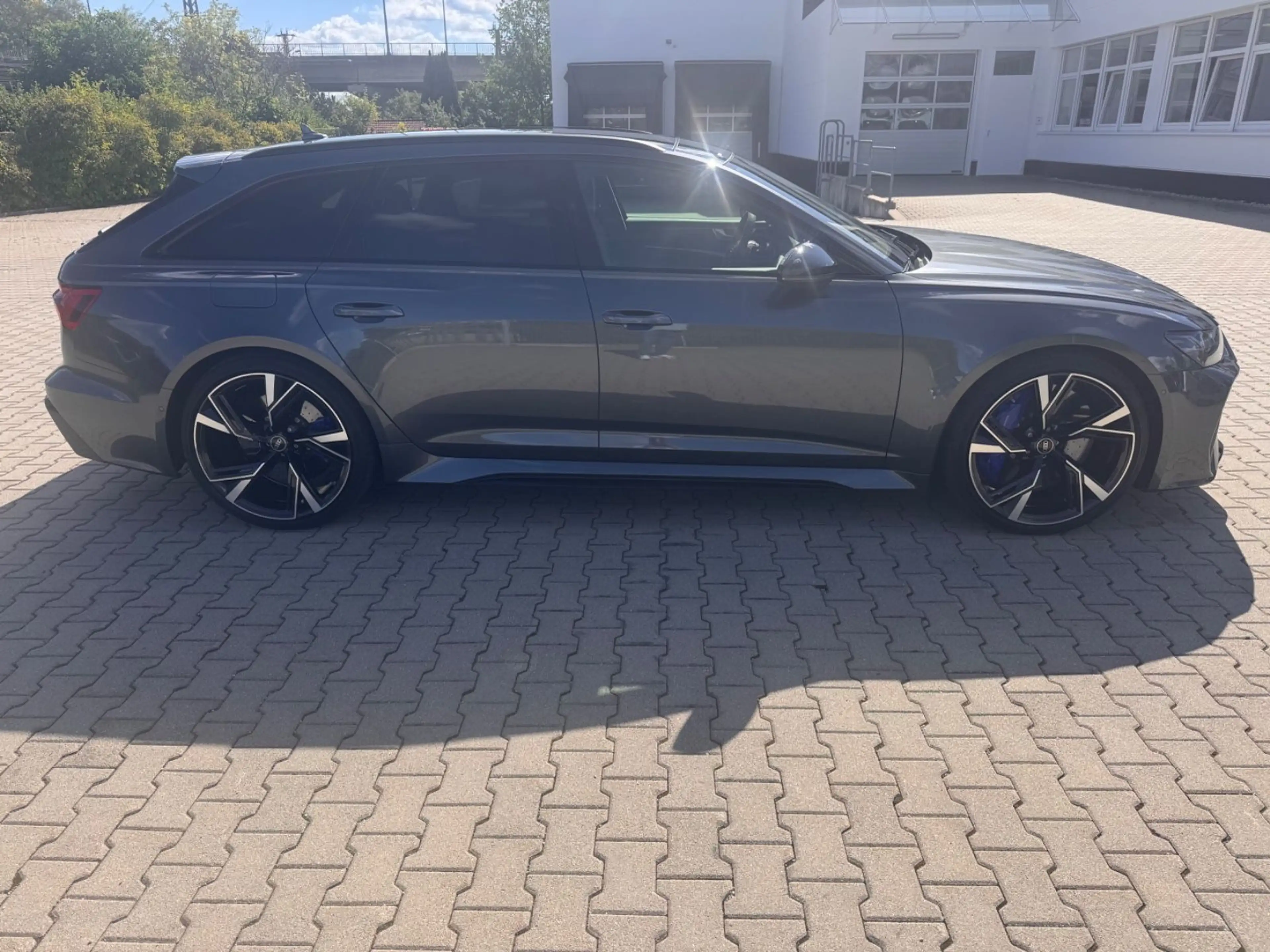 Audi RS6 Keramik PANORAMA STANDHEIZUNG 22-ZOLL — photo 7