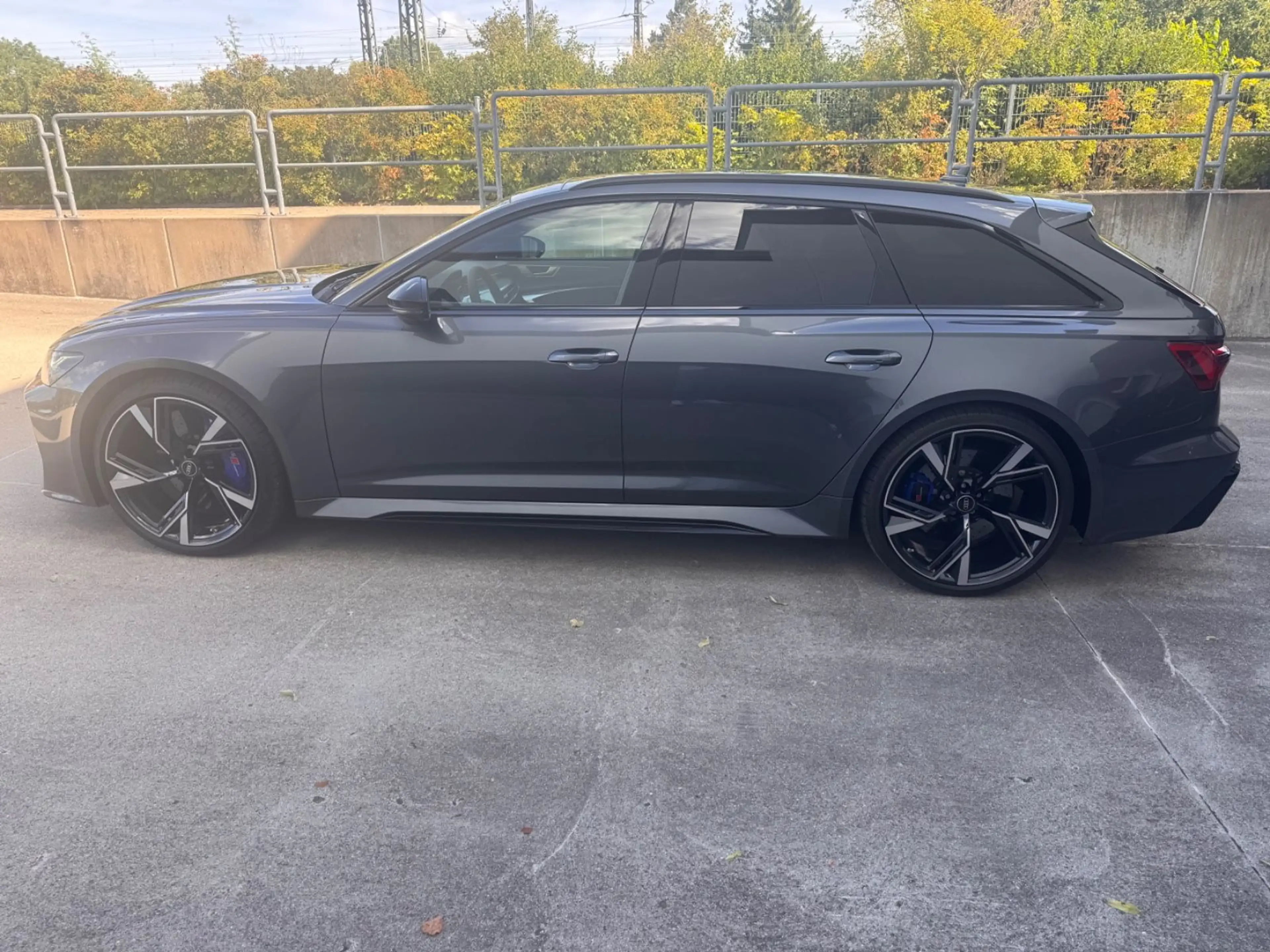 Audi RS6 Keramik PANORAMA STANDHEIZUNG 22-ZOLL — photo 15
