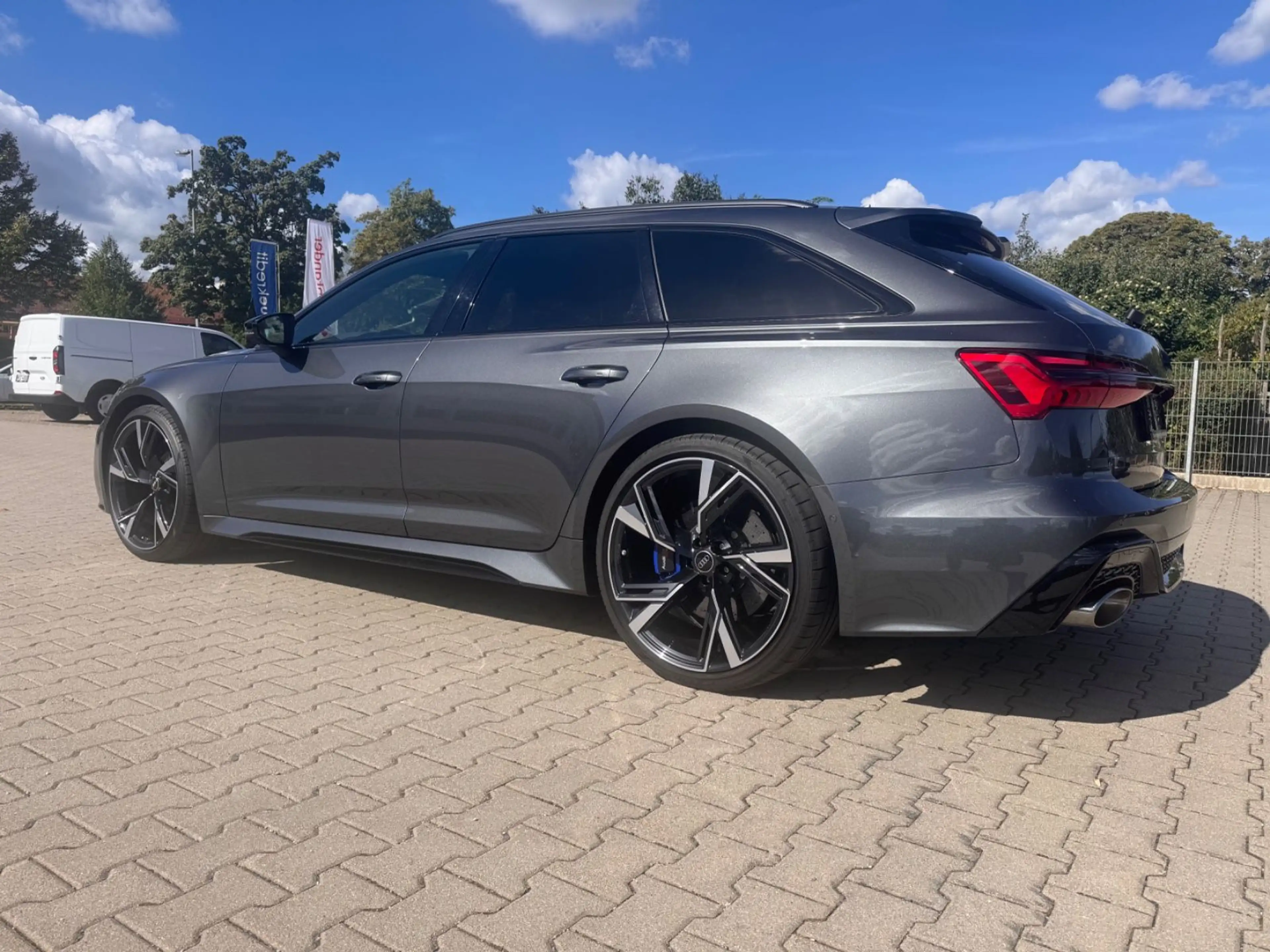 Audi RS6 Keramik PANORAMA STANDHEIZUNG 22-ZOLL — photo 4