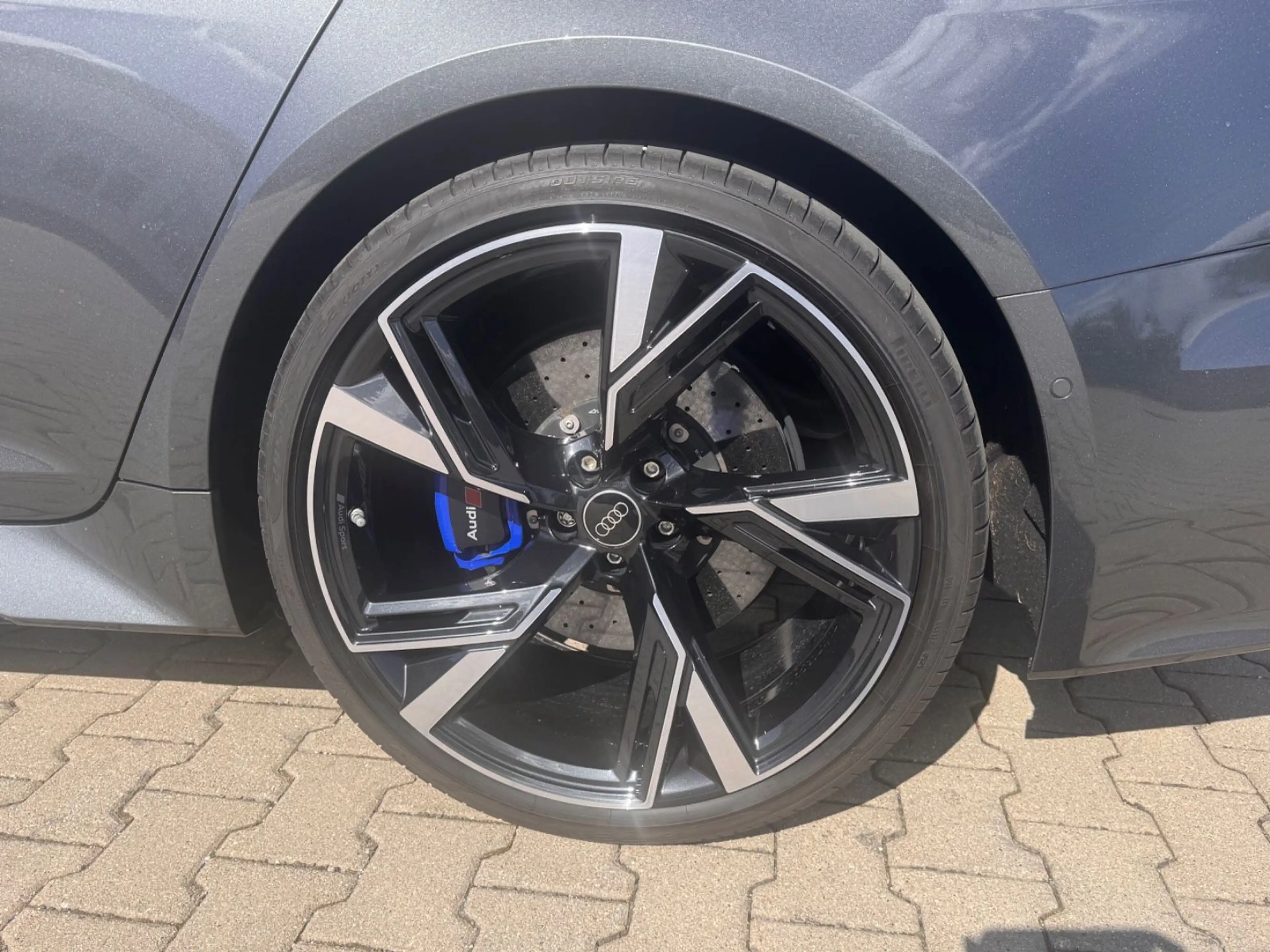 Audi RS6 Keramik PANORAMA STANDHEIZUNG 22-ZOLL — photo 11