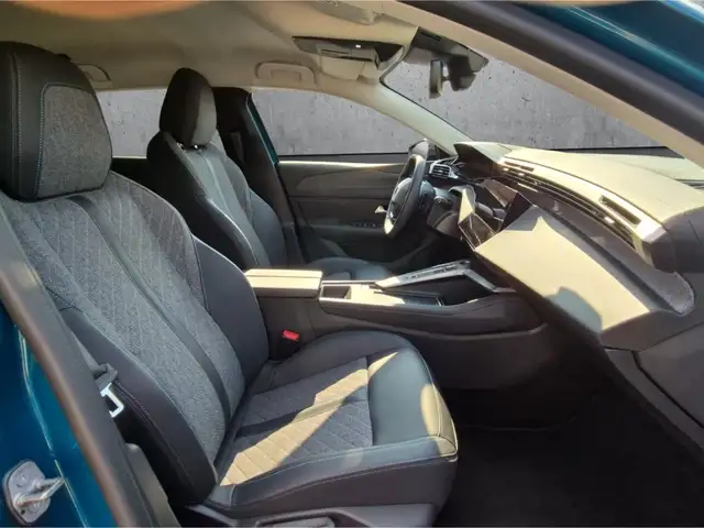 Peugeot 408 view 13