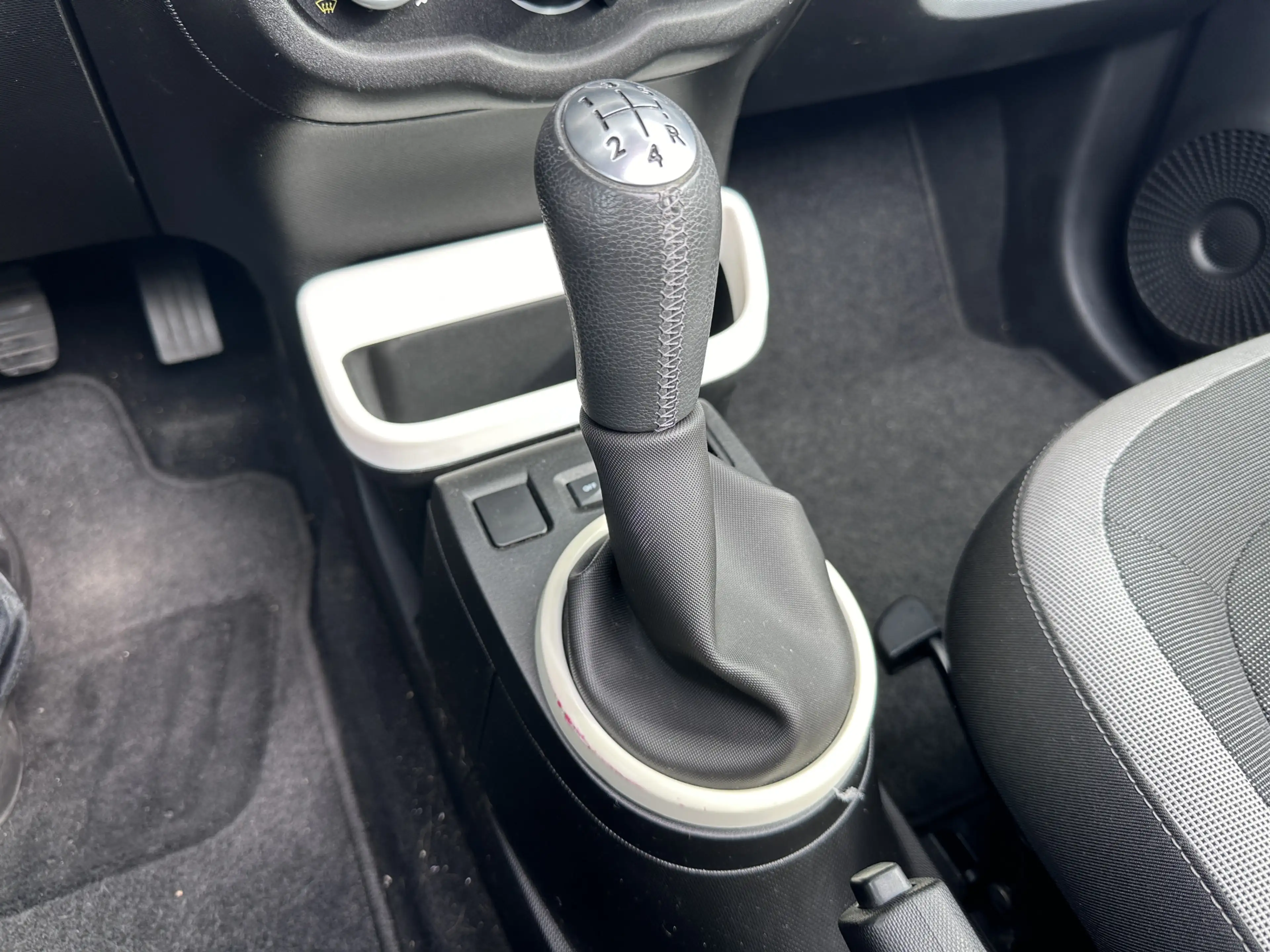 Renault Twingo 1.0 SCe Dynamique | Vouwdak | Airco | Radio — photo 23