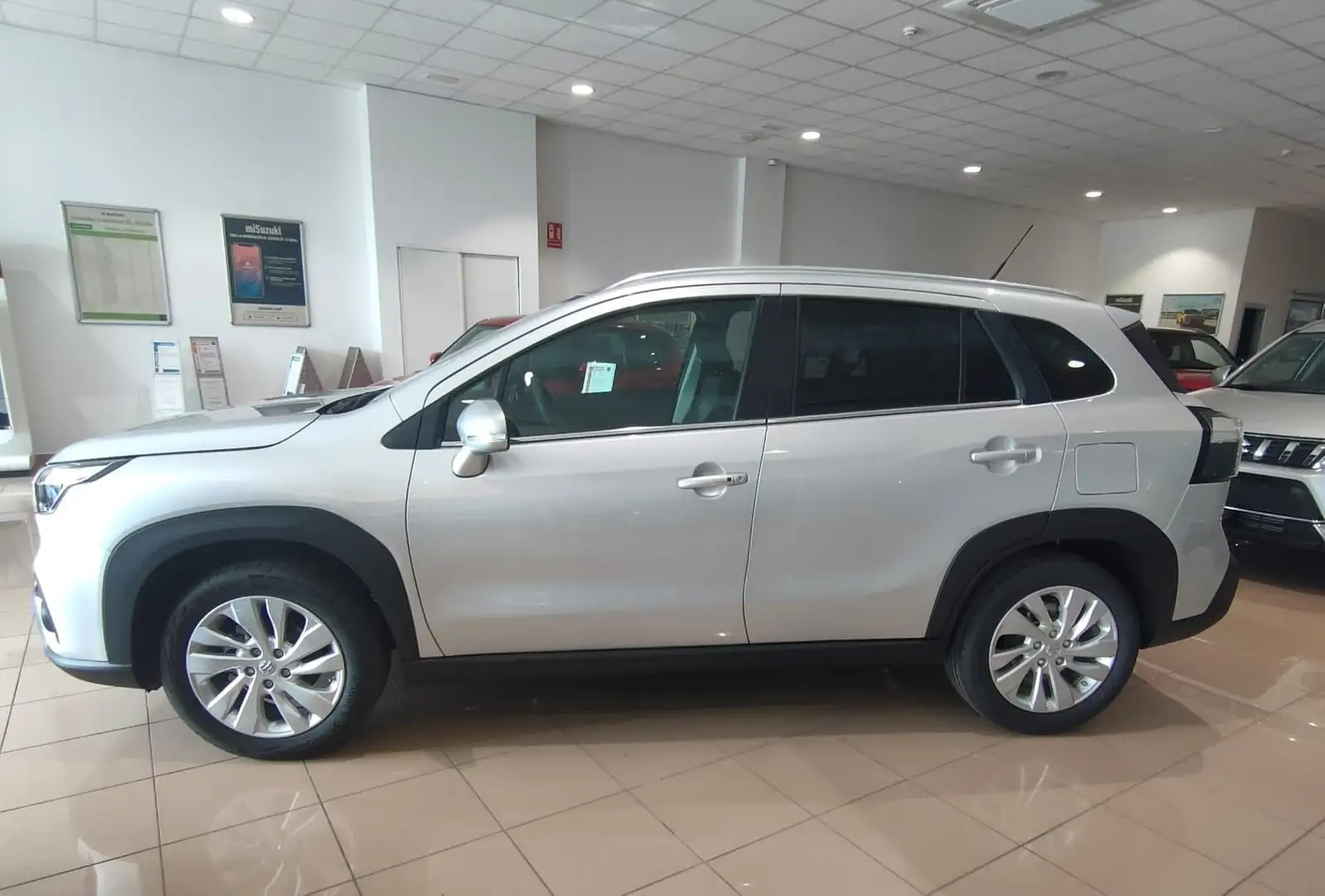 Suzuki SX4 S-Cross 1.4L Mild Hybrid S2 - 2