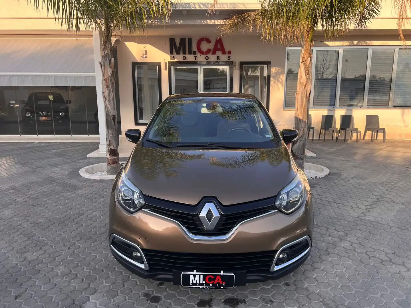 Renault Captur 1.5 dci Intens (energy r-link) 90cv E6 Marrone - 1