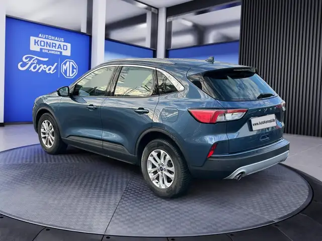 Ford Kuga view 4