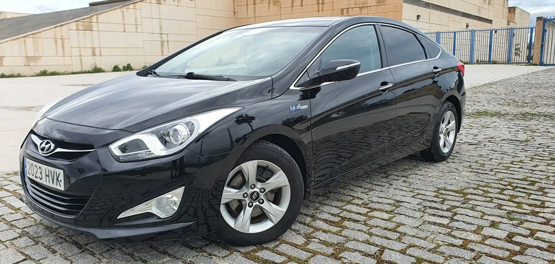 Hyundai i40 1.7CRDI Bluedrive Klass Negro - 1