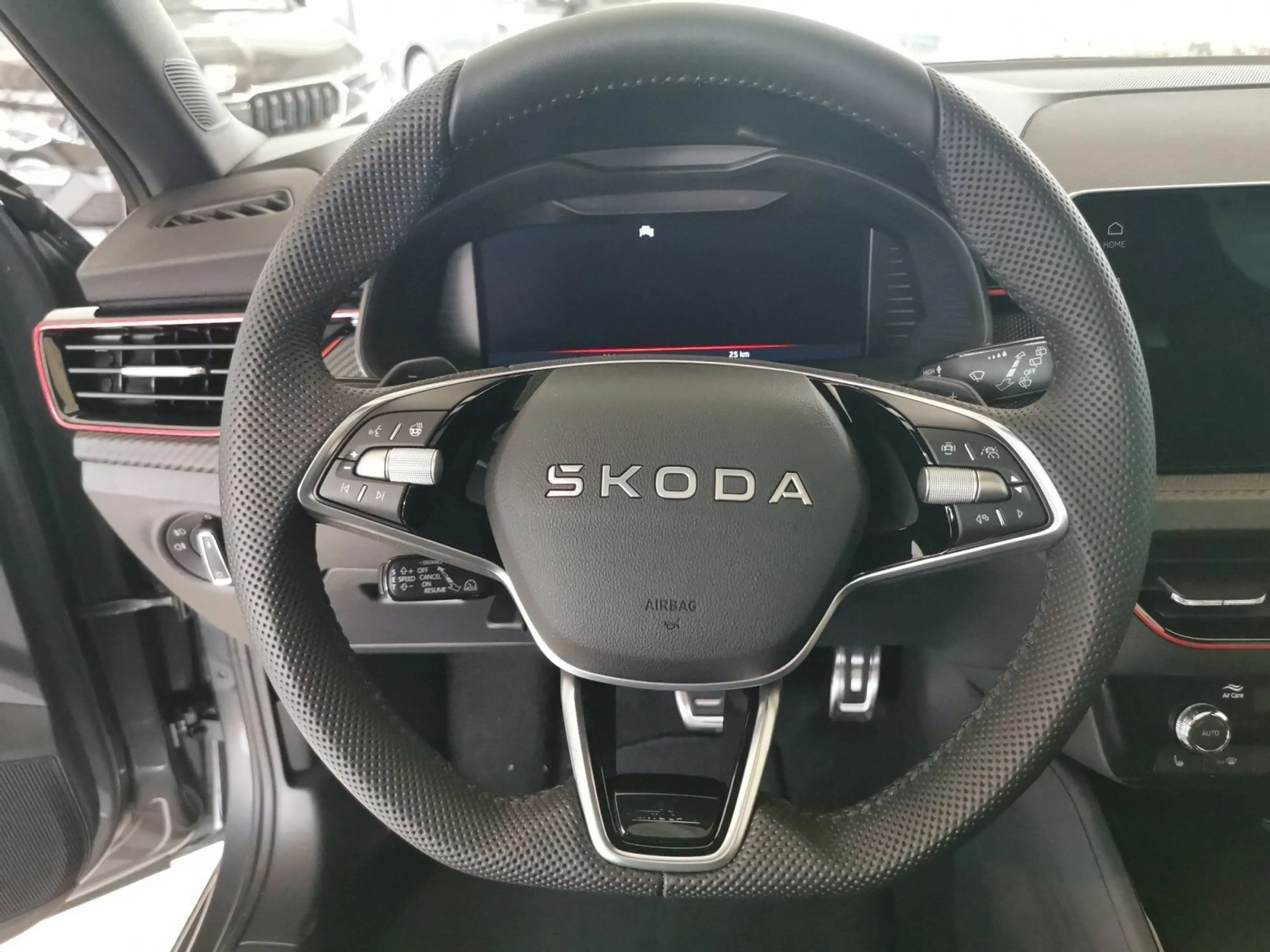 Skoda Kamiq Monte Carlo 1,0 TSI DSG +AHK+NAVI+MATRIX+ — photo 12