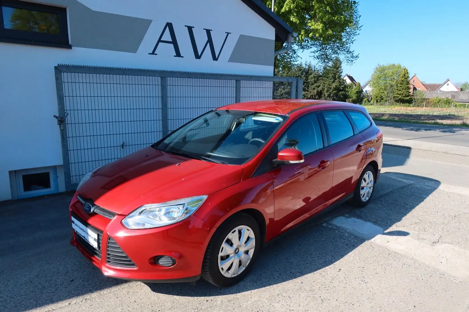 Ford Focus Turnier Trend|1.6 TDCi| Rot - 1