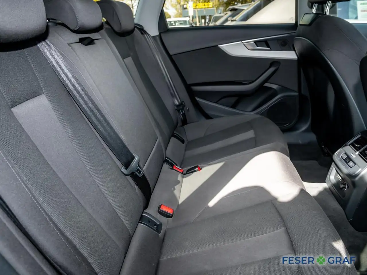 Audi A4 Avant 40 TFSI S tronic adv./LED/360°/Pano/Memory, миниатюра 7