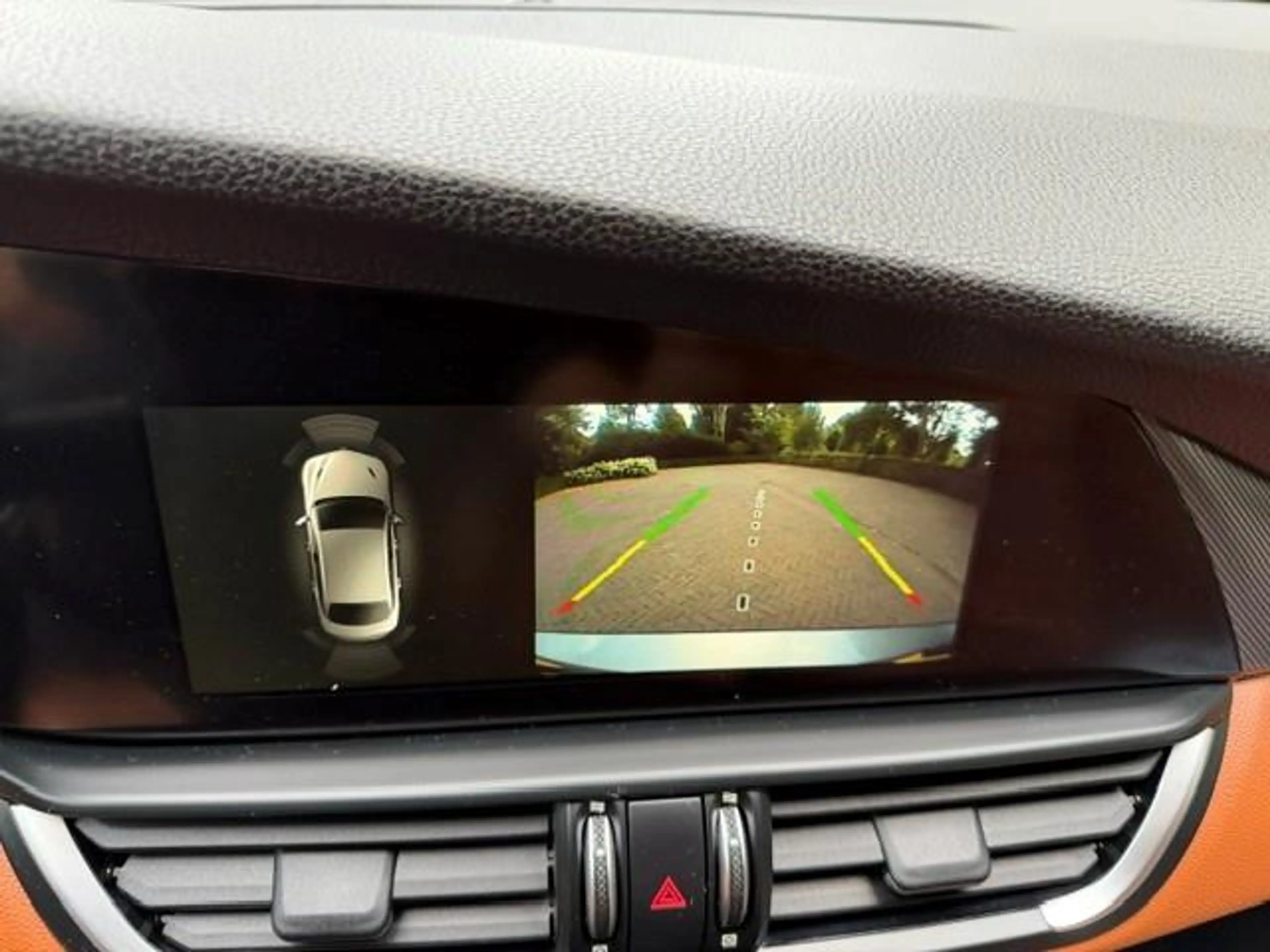Alfa Romeo Giulia 2.0T Super/Camera/Leer/Xenon/led/Nav/18inch — photo 16