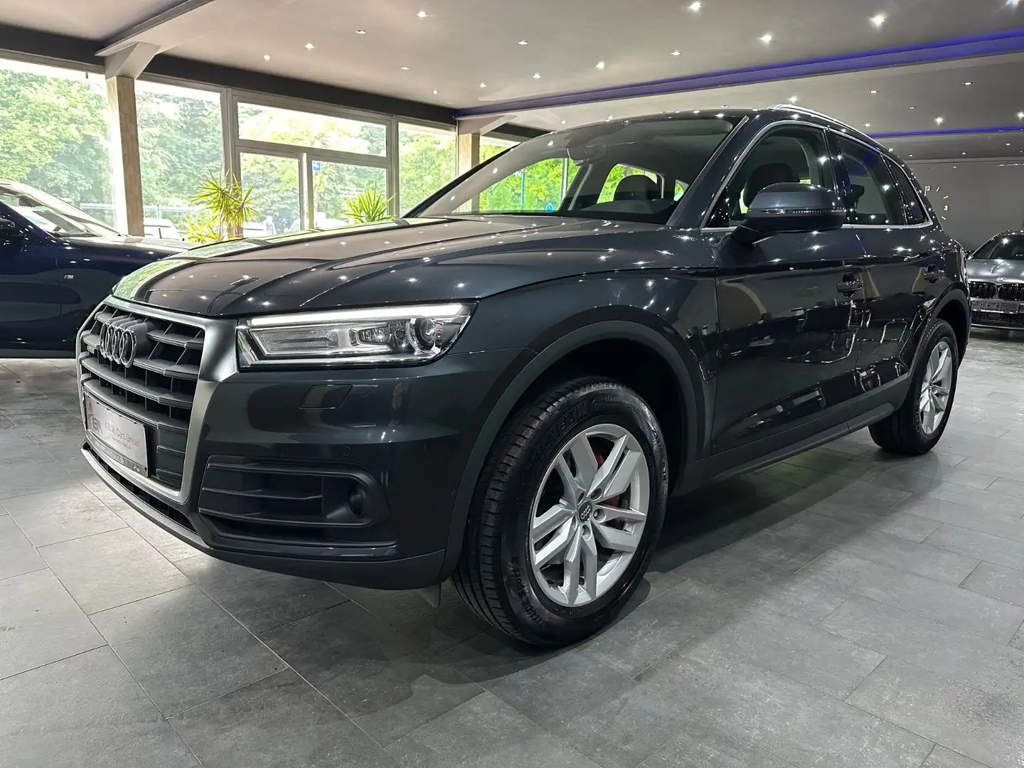 Audi Q5 40 TDI quattro / LEDER / LED / El.Sitze / EU6 Grau - 1