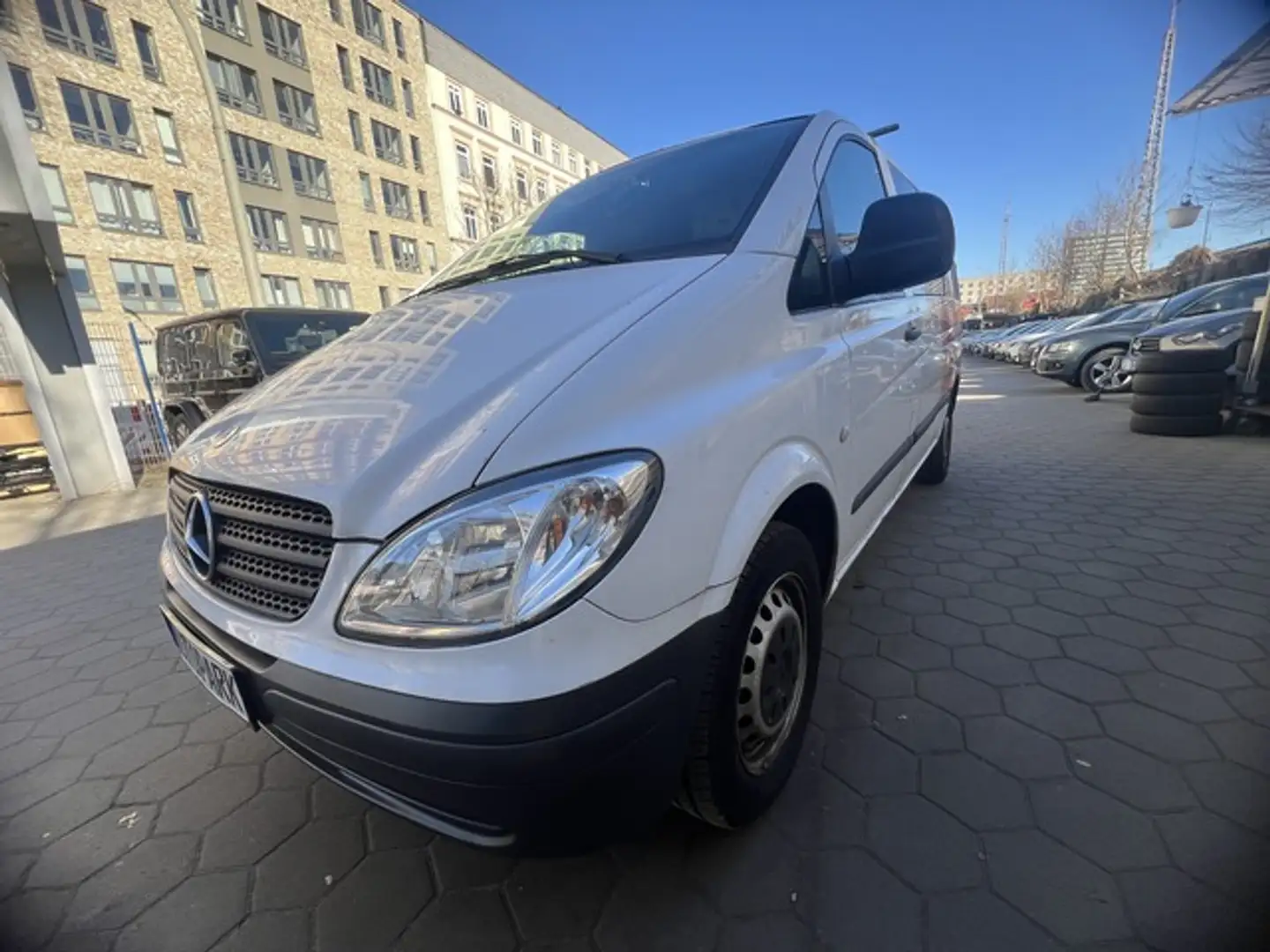 Mercedes-Benz Vito 111 CDI Kasten*Tiptronic*Klima*Navi Weiß - 2