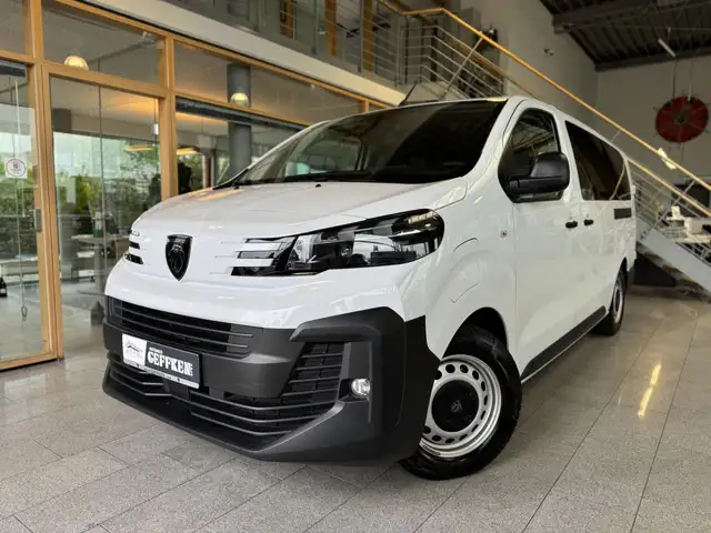 Peugeot Expert e- L3 (75kWh), 9 Sitzer, Kamera, LED! Navi