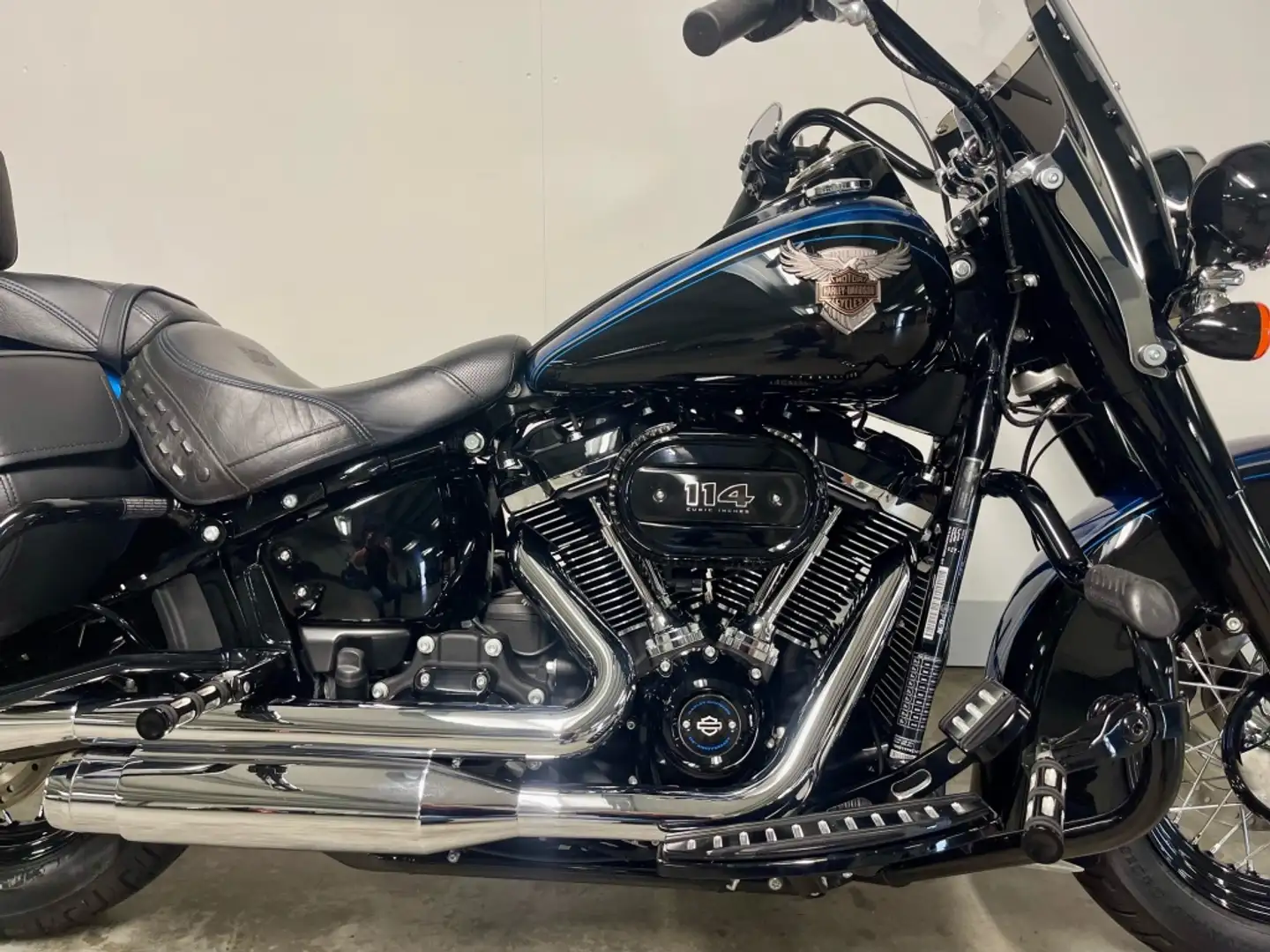 Harley-Davidson Heritage Softail Tour FLHCSANV CLASSIC ANNIVERSARY - 2