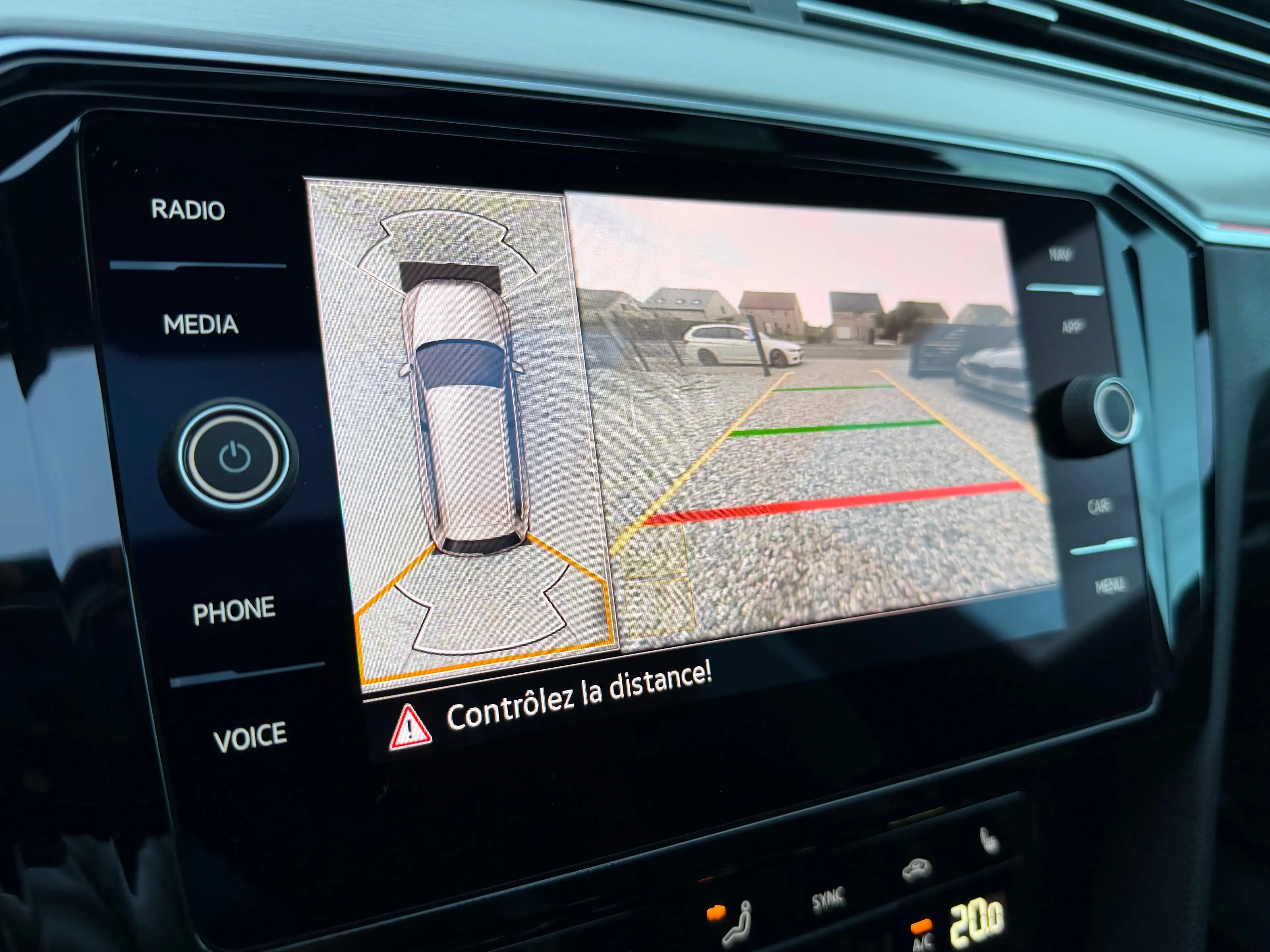 Volkswagen Passat Variant 2.0 TDi DSG / IQ LIGHT / Toit Pano / Cockpit Digital / — photo 11
