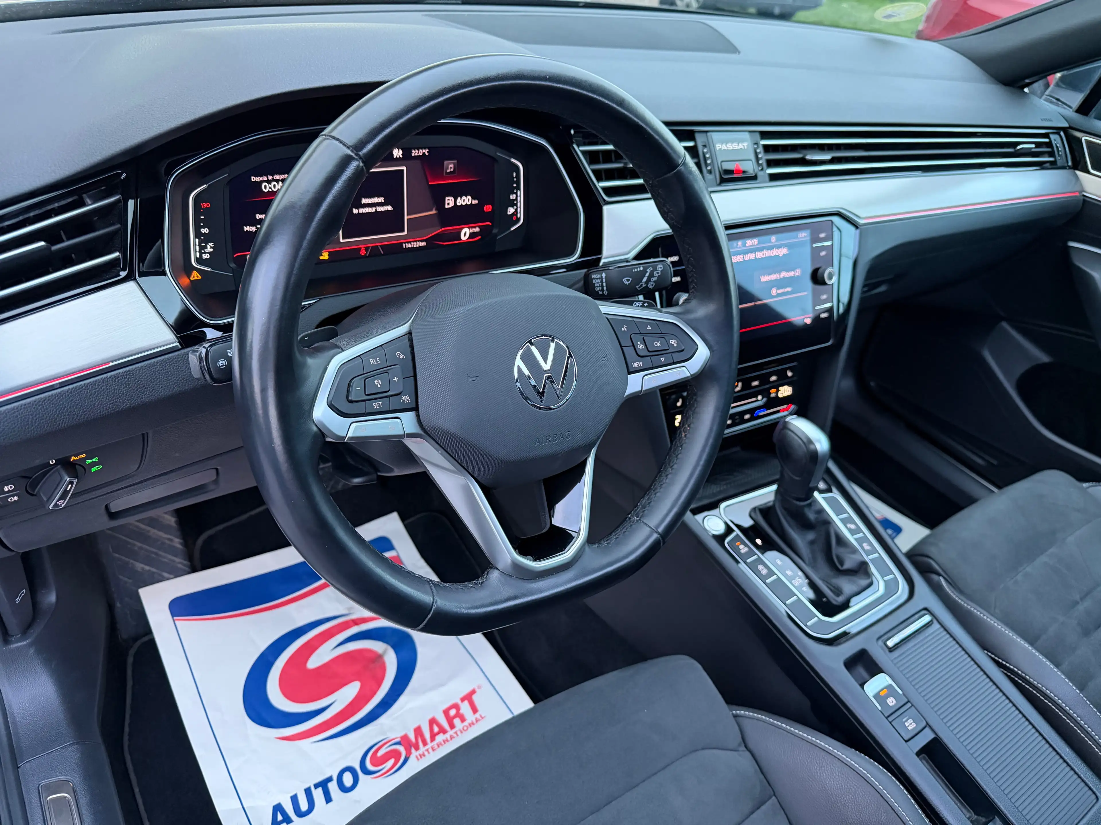 Volkswagen Passat Variant 2.0 TDi DSG / IQ LIGHT / Toit Pano / Cockpit Digital / — photo 5