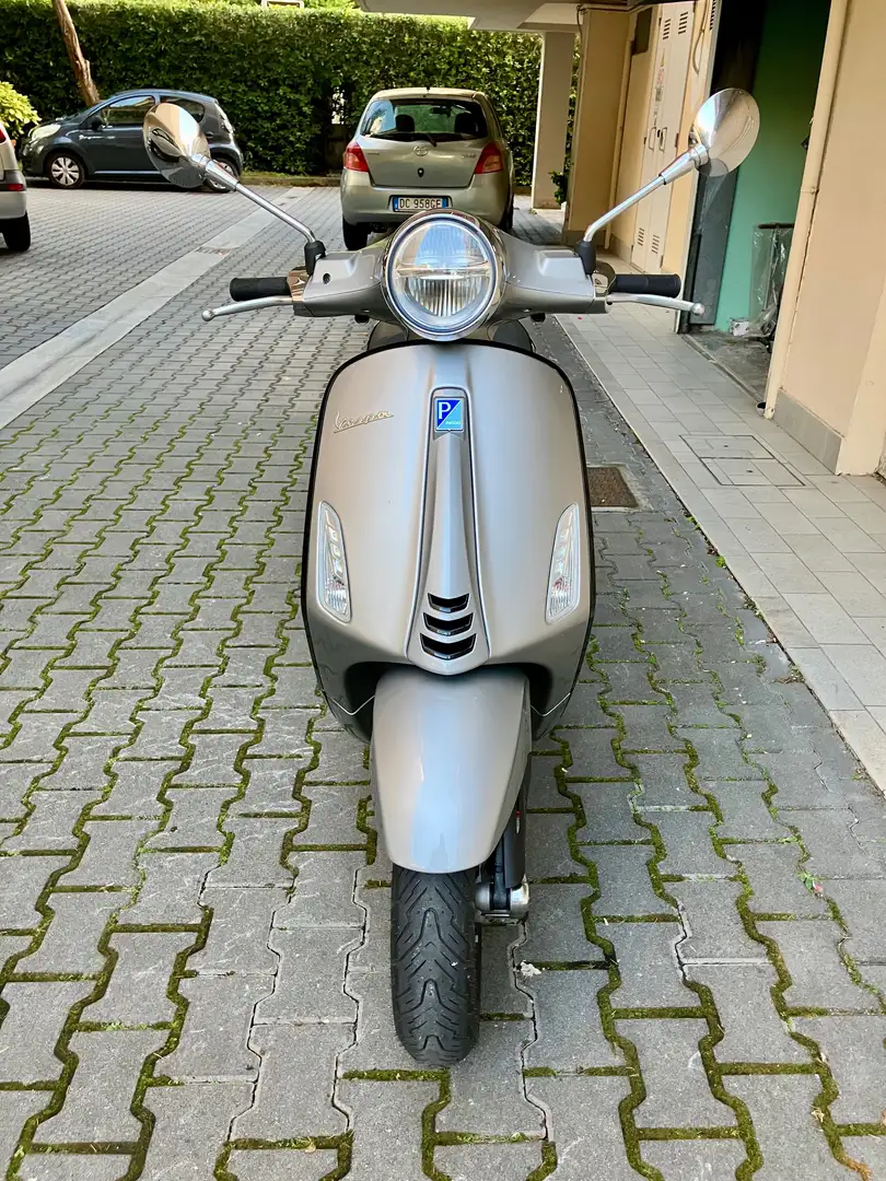 Vespa Elettrica 70 km/h Grau - 2