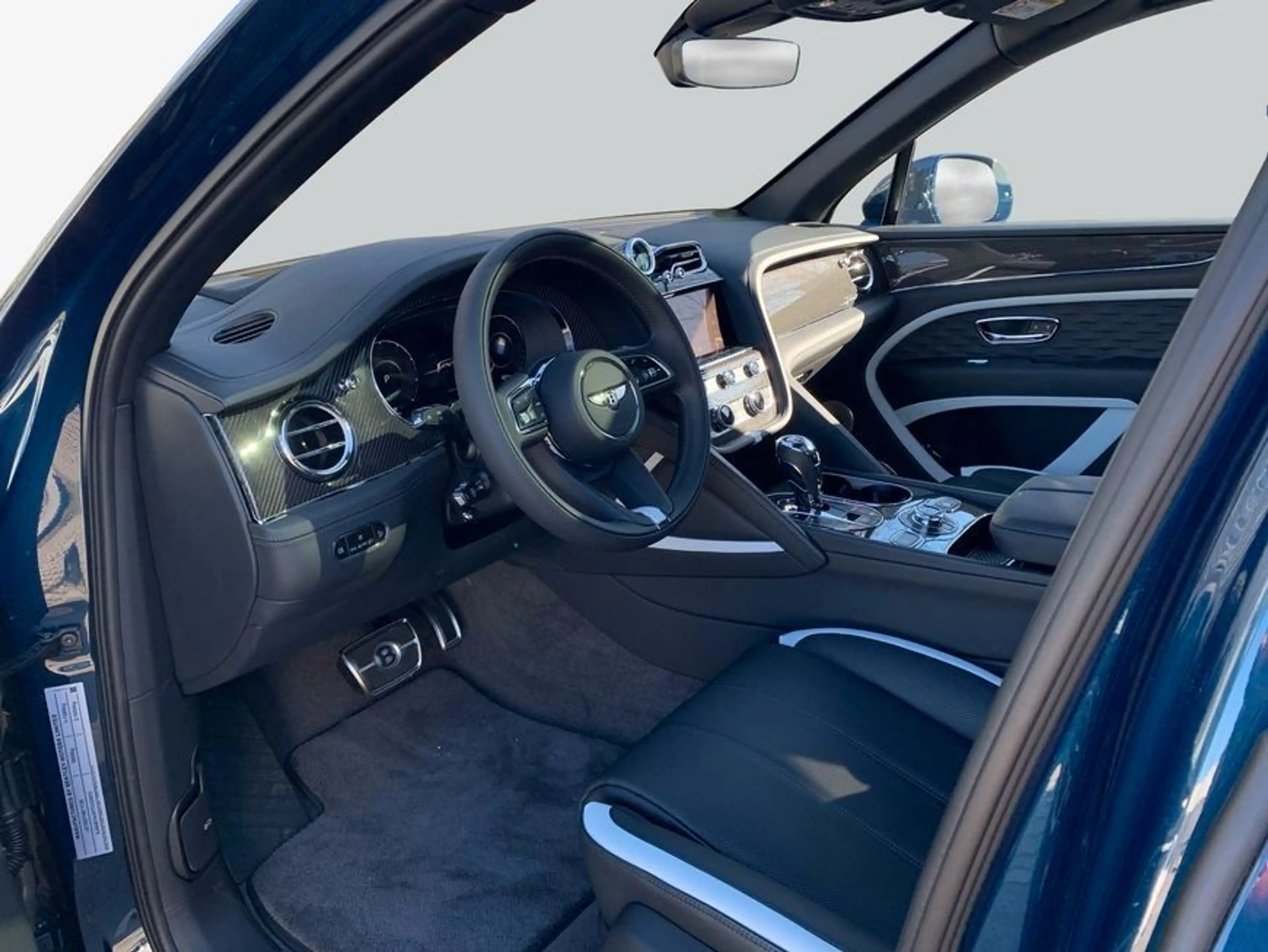Bentley Bentayga New Bentayga V8 Speed — photo 12