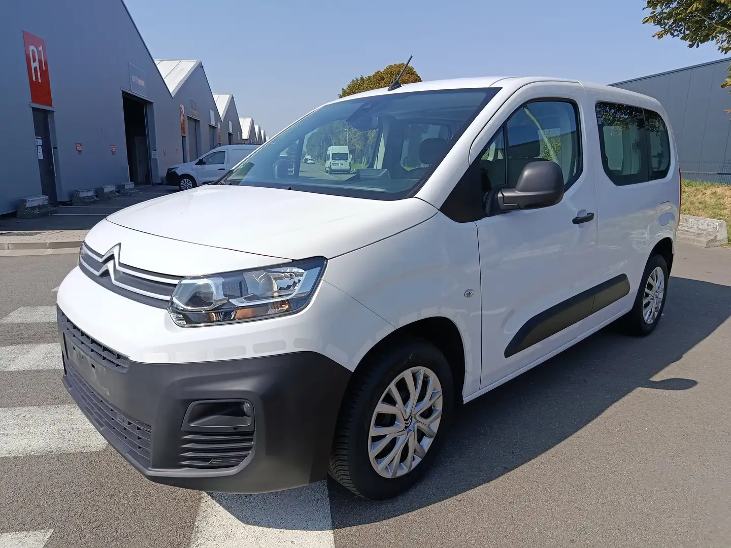 Citroen Berlingo Berlingo 1.2 Essence 5places Airco navigation Bianco - 1