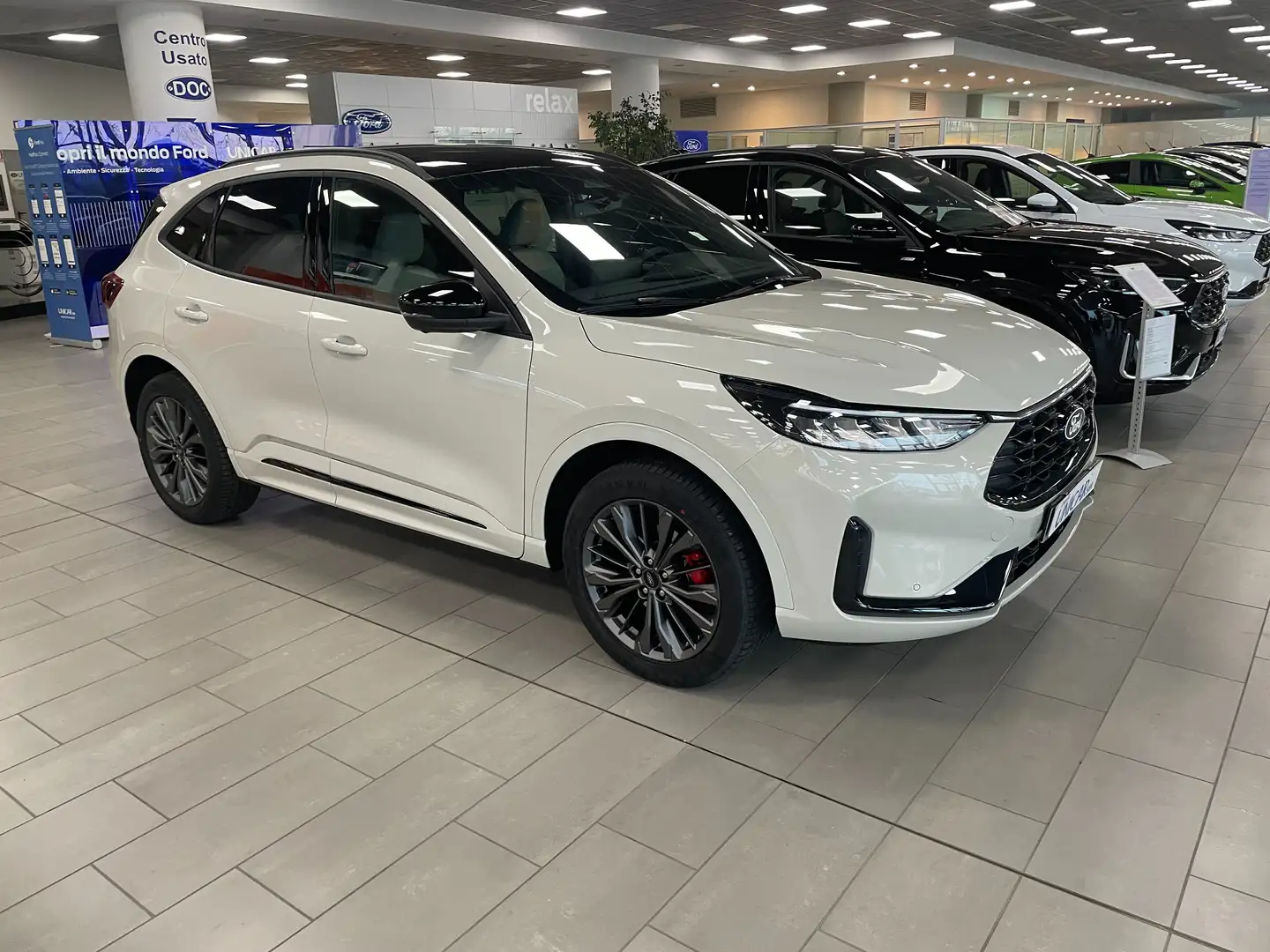 Ford Kuga 2.5 FULL HYBRID 180CV CVT SOUND EDITION Blanc - 2