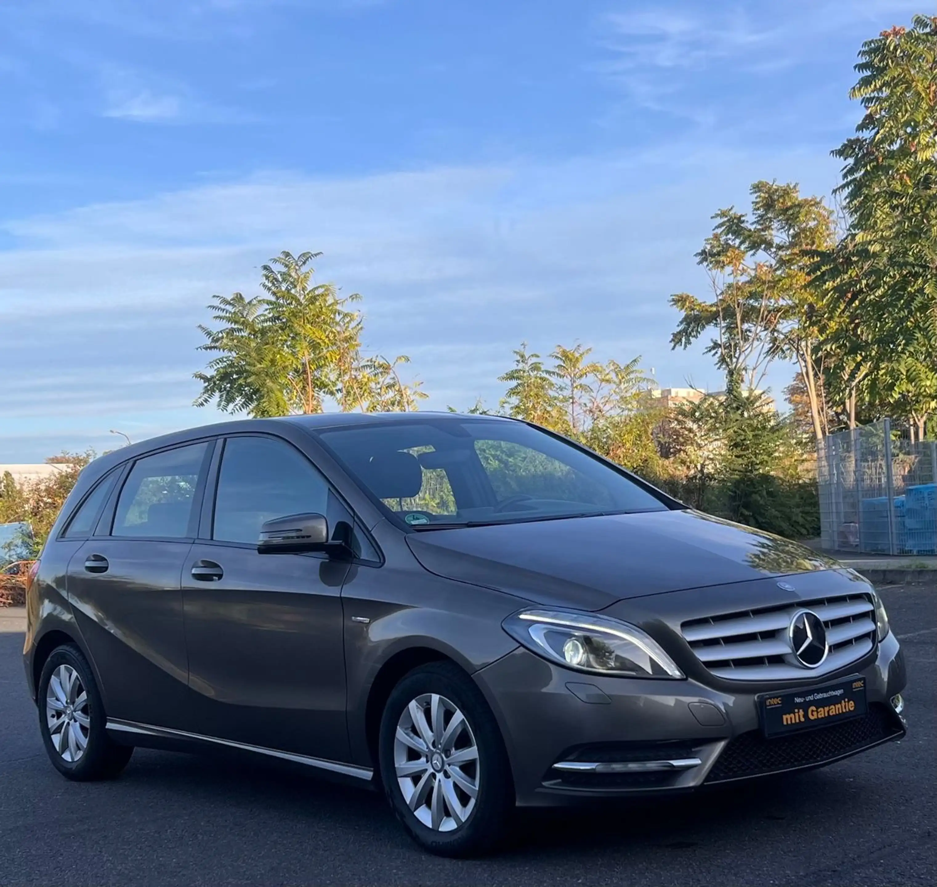 Mercedes-Benz B 200 B B 200 Sport/1.HAND/AUTOMATIK/SCHECKHEFT — photo 3