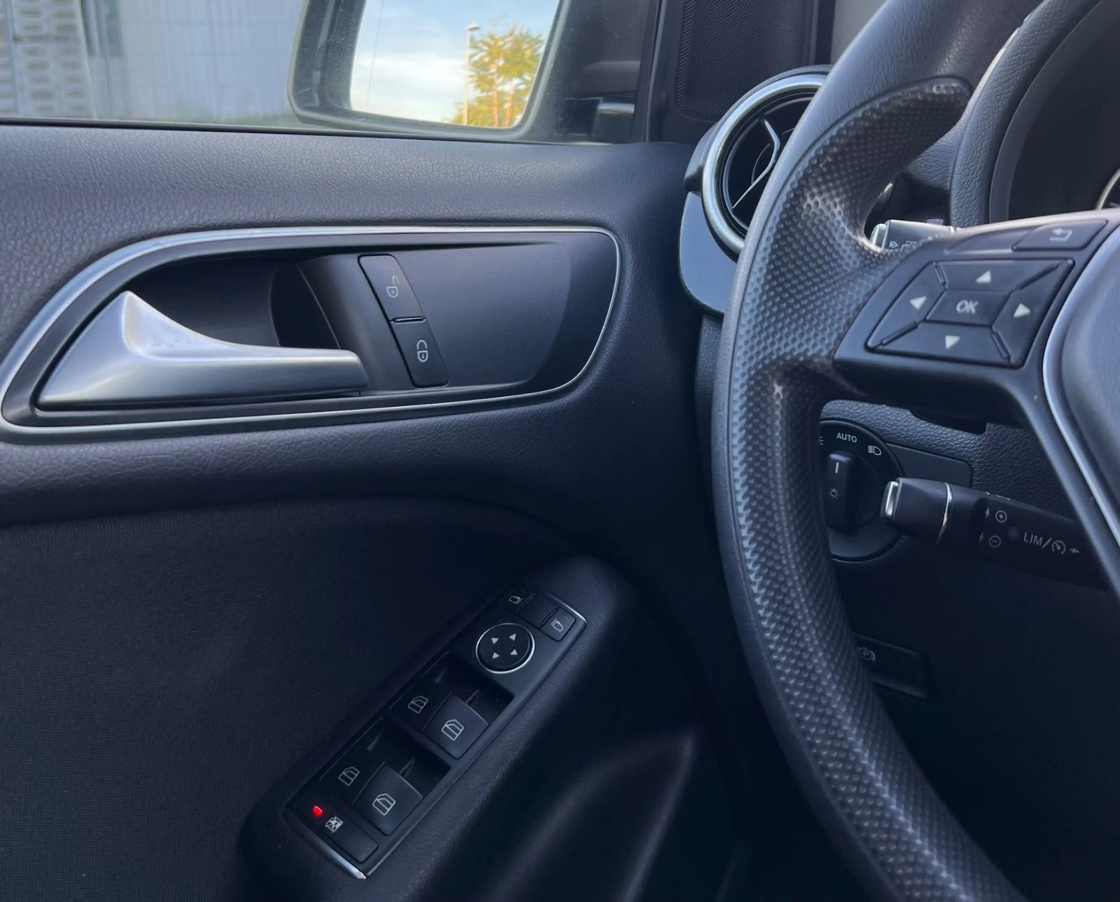 Mercedes-Benz B 200 B B 200 Sport/1.HAND/AUTOMATIK/SCHECKHEFT — photo 14