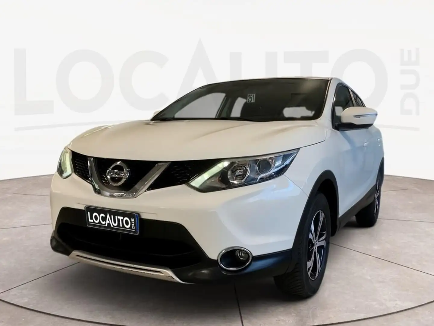 Nissan Qashqai 1.2 dig-t Visia 115cv Bianco - 1