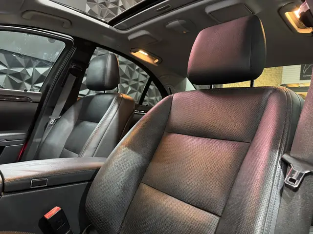 Mercedes-Benz S-Class view 15